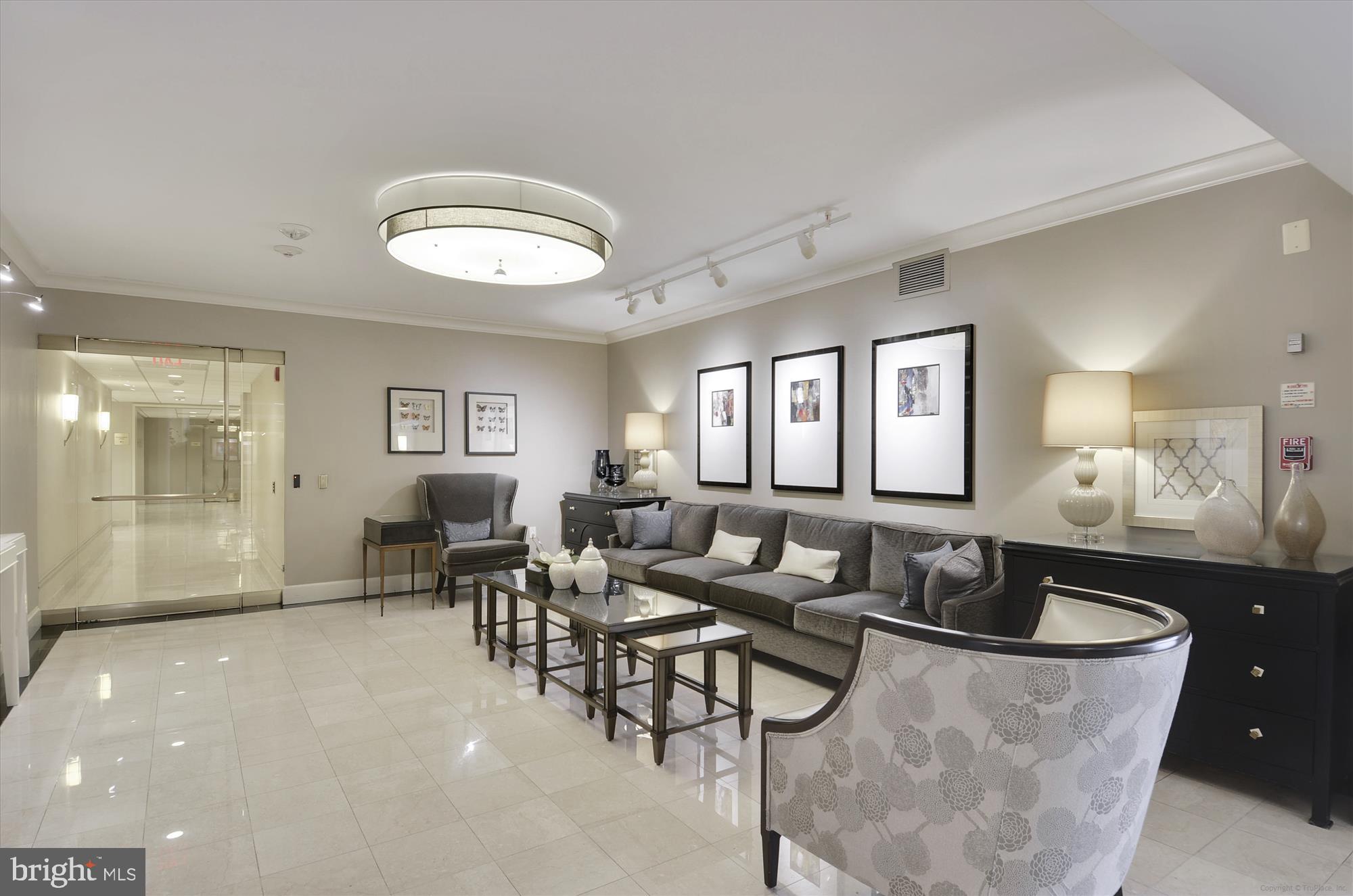 FRIENDSHIP HEIGHTS - Residential