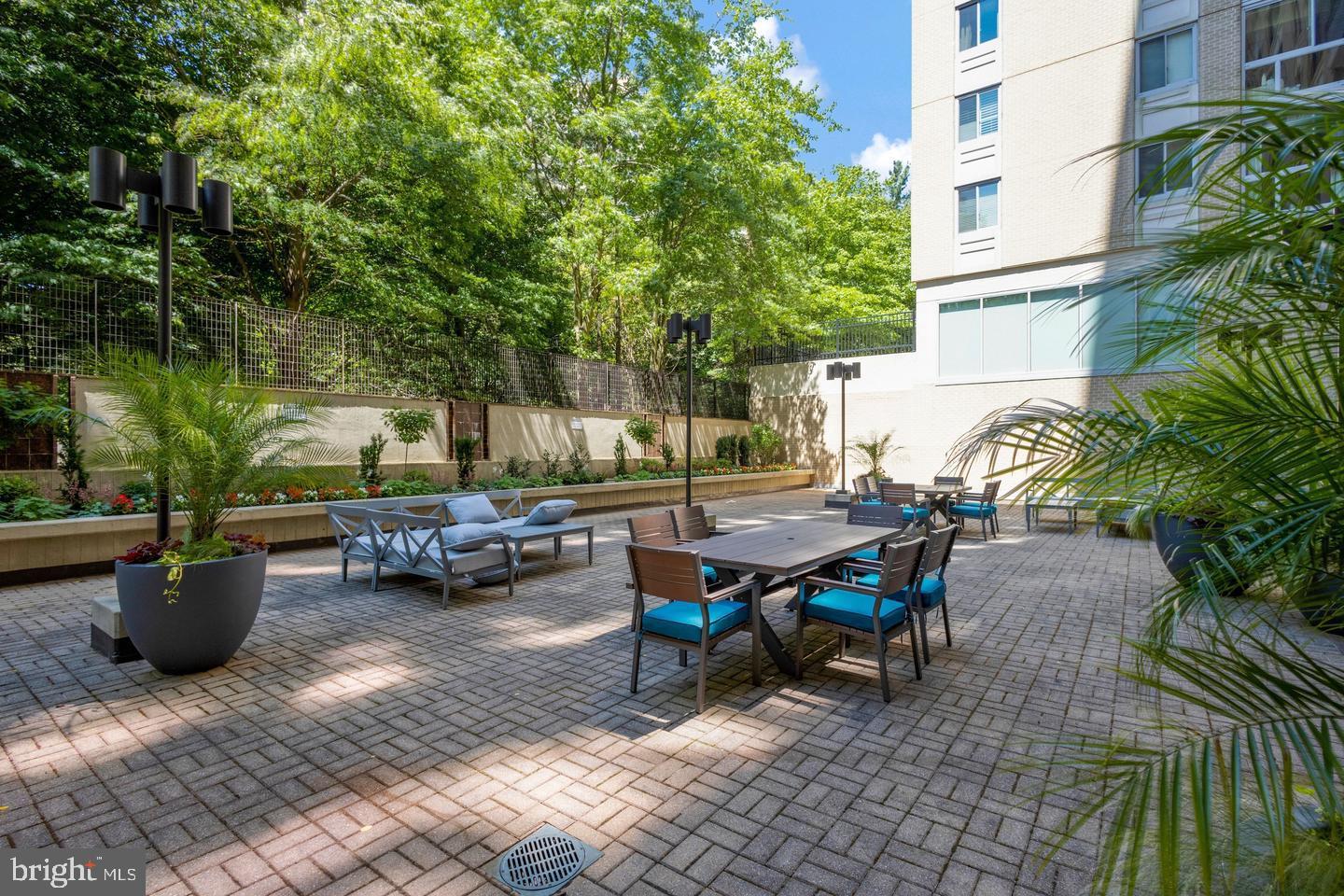 FRIENDSHIP HEIGHTS - Residential