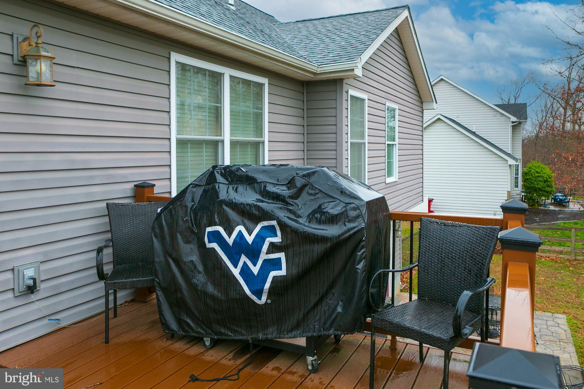 MIDDLE CREEK MANOR - Residential