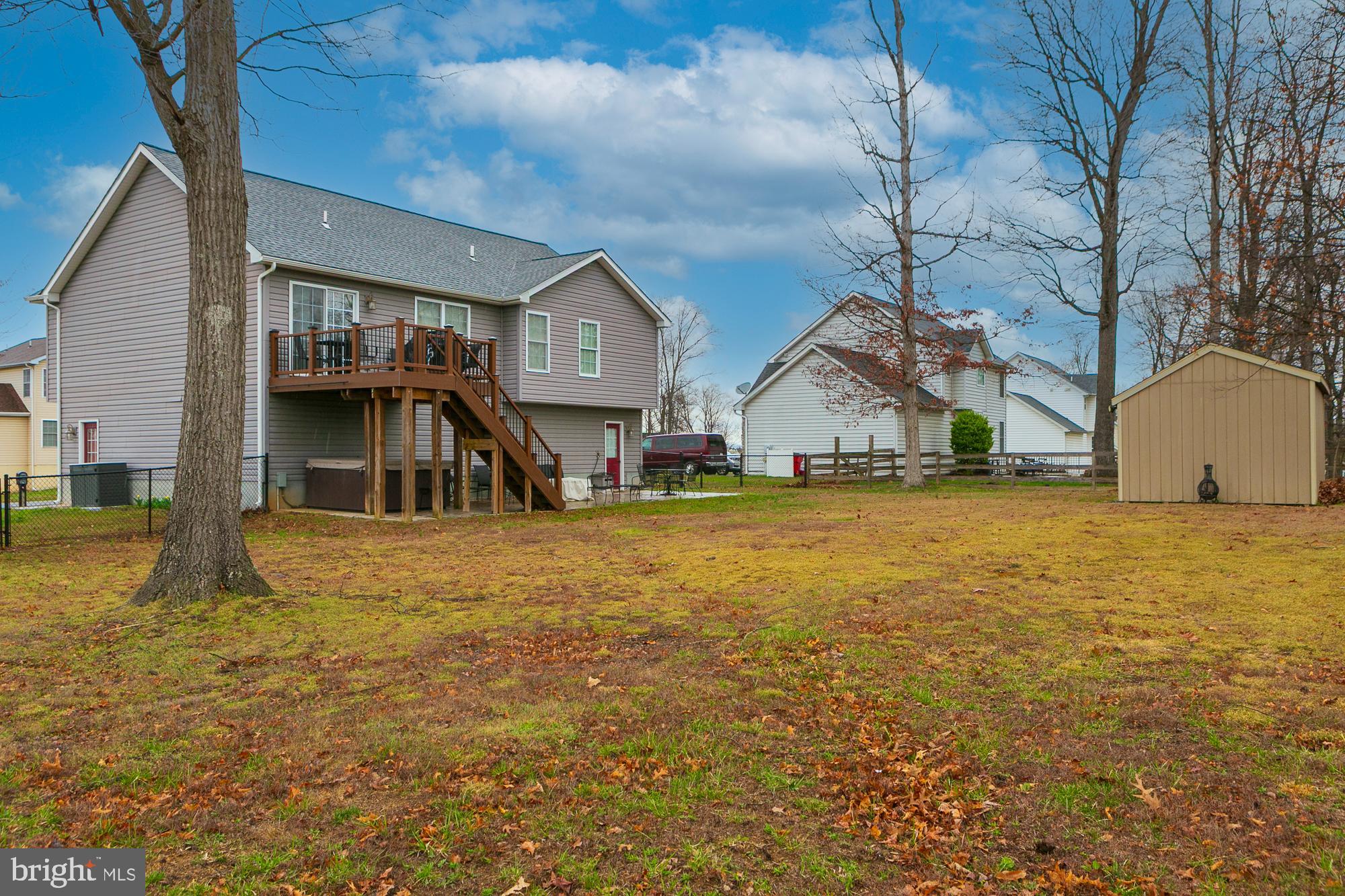 MIDDLE CREEK MANOR - Residential