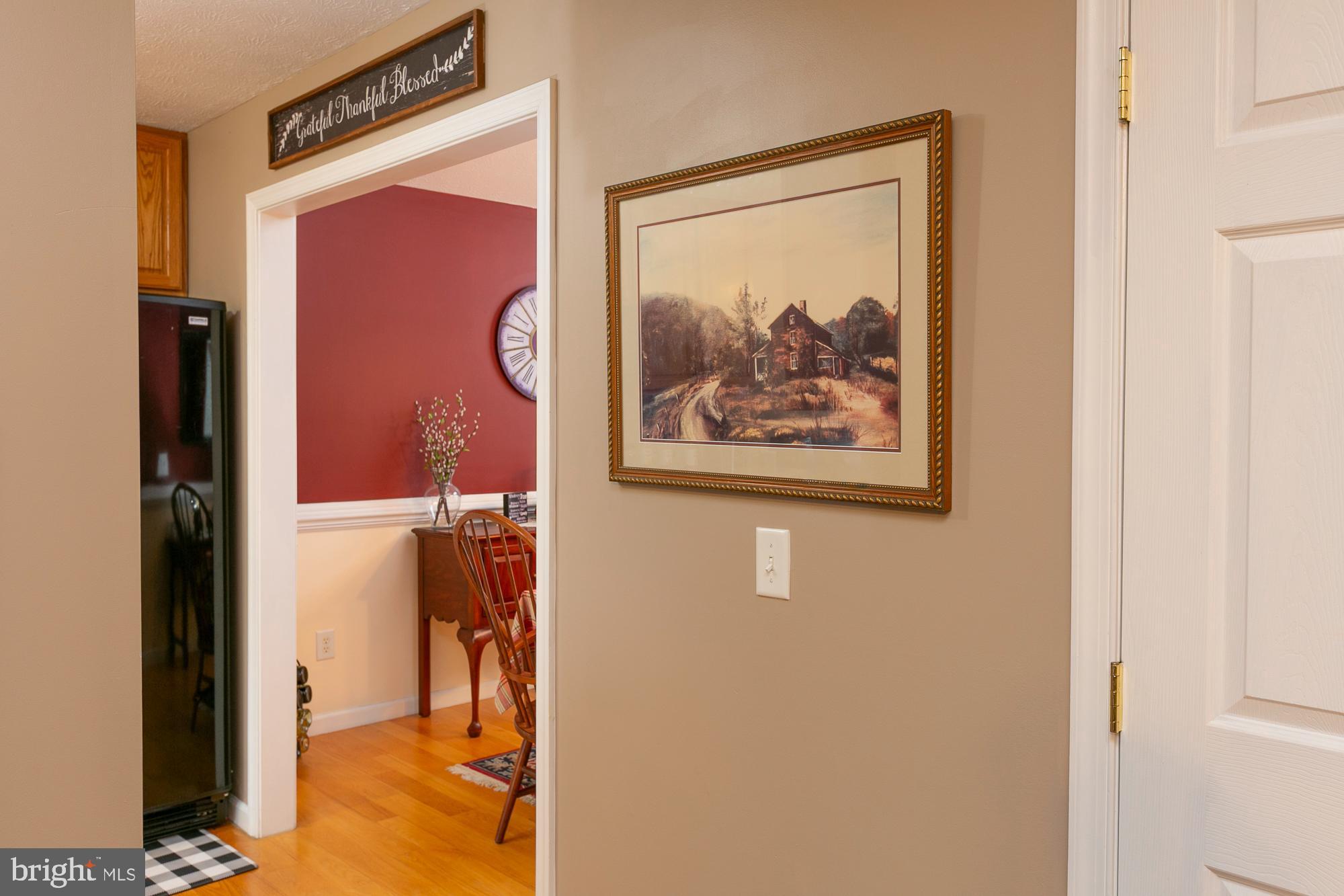 MIDDLE CREEK MANOR - Residential