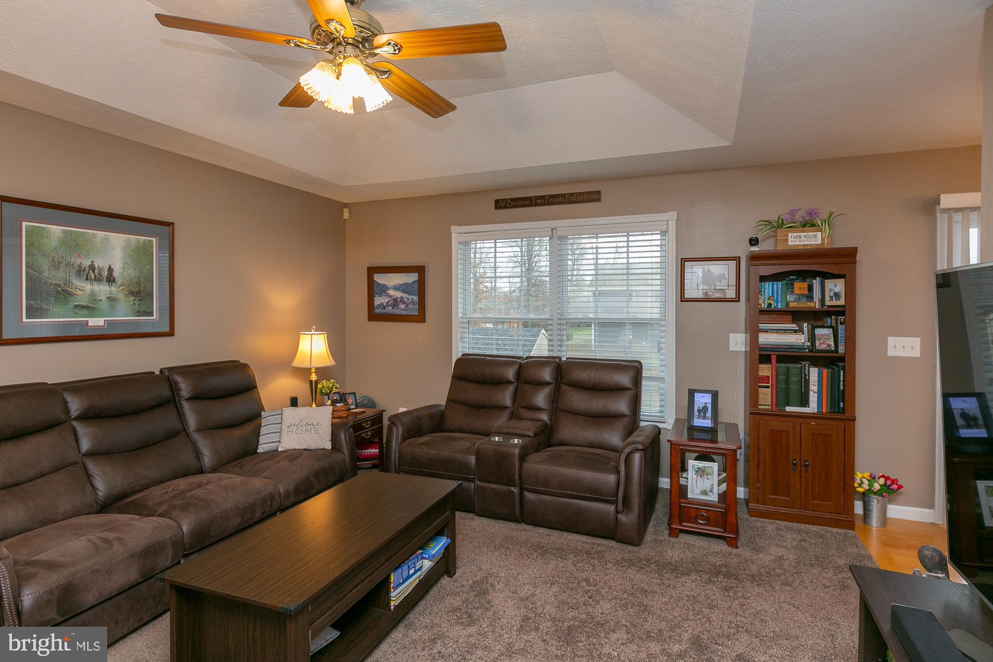 MIDDLE CREEK MANOR - Residential