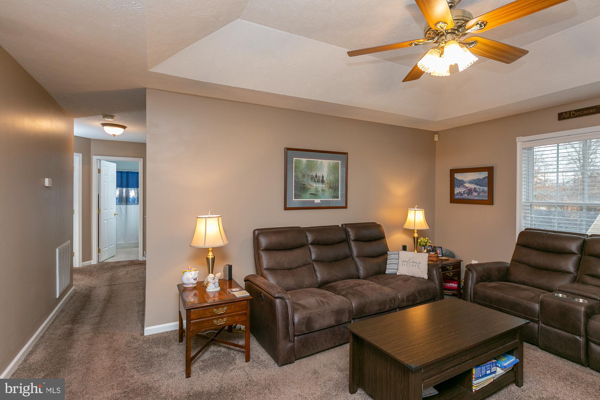 MIDDLE CREEK MANOR - Residential