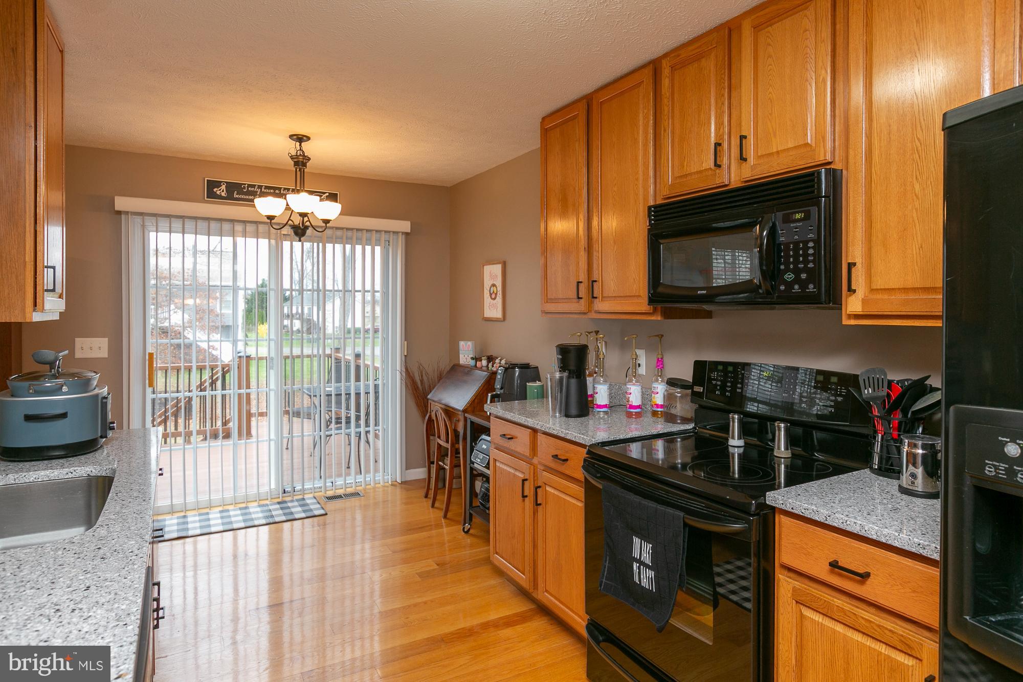 MIDDLE CREEK MANOR - Residential