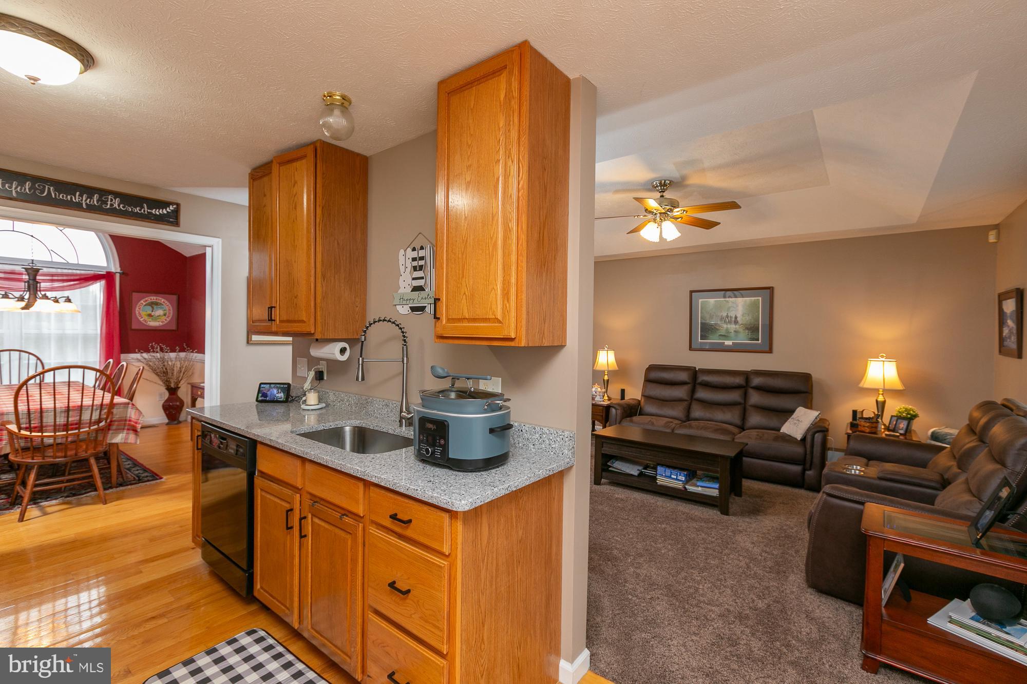 MIDDLE CREEK MANOR - Residential