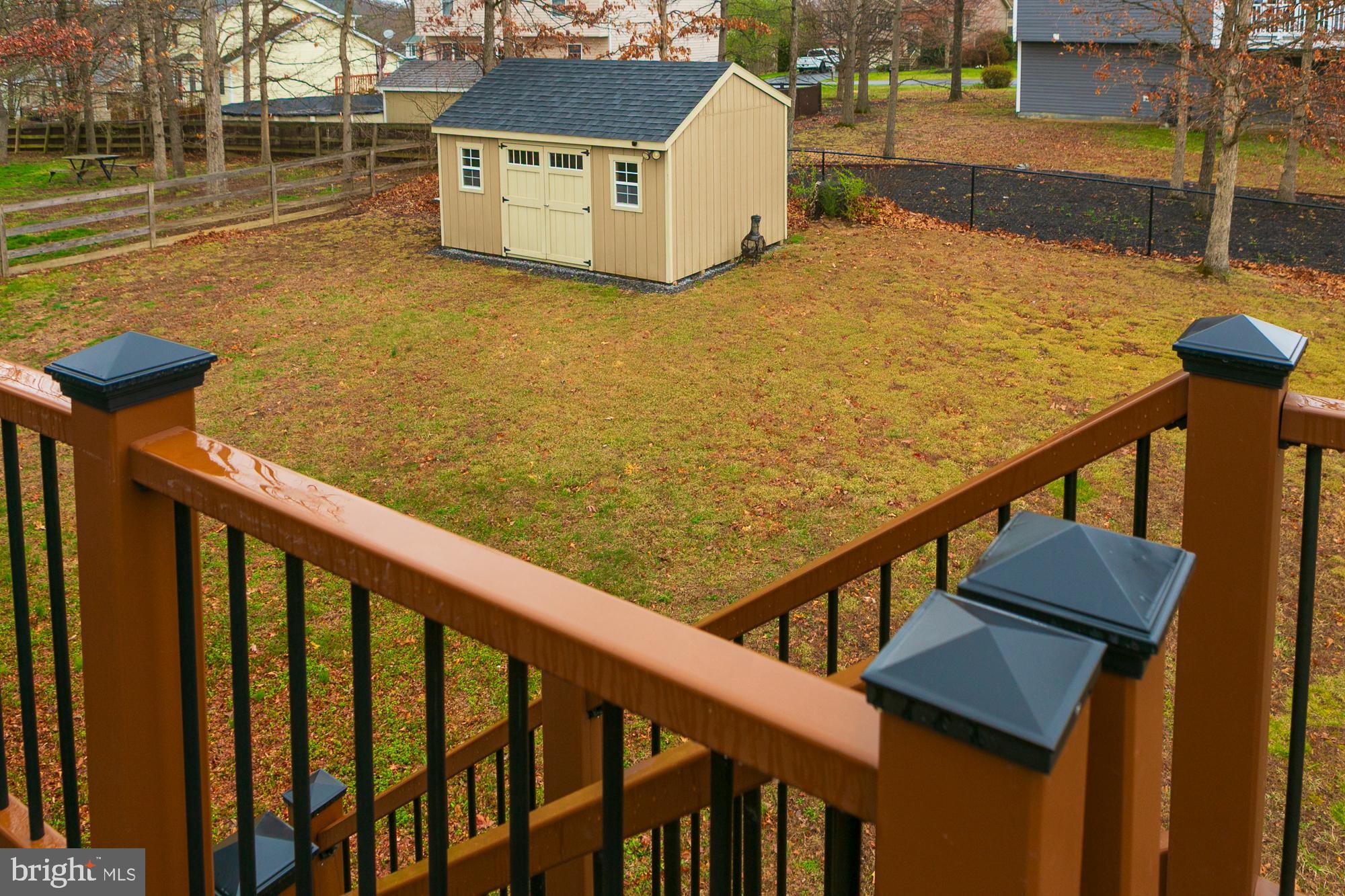 MIDDLE CREEK MANOR - Residential