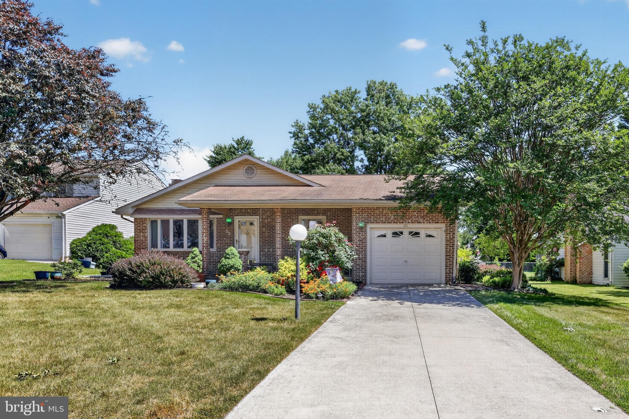 23 DUCHESS CIRCLE