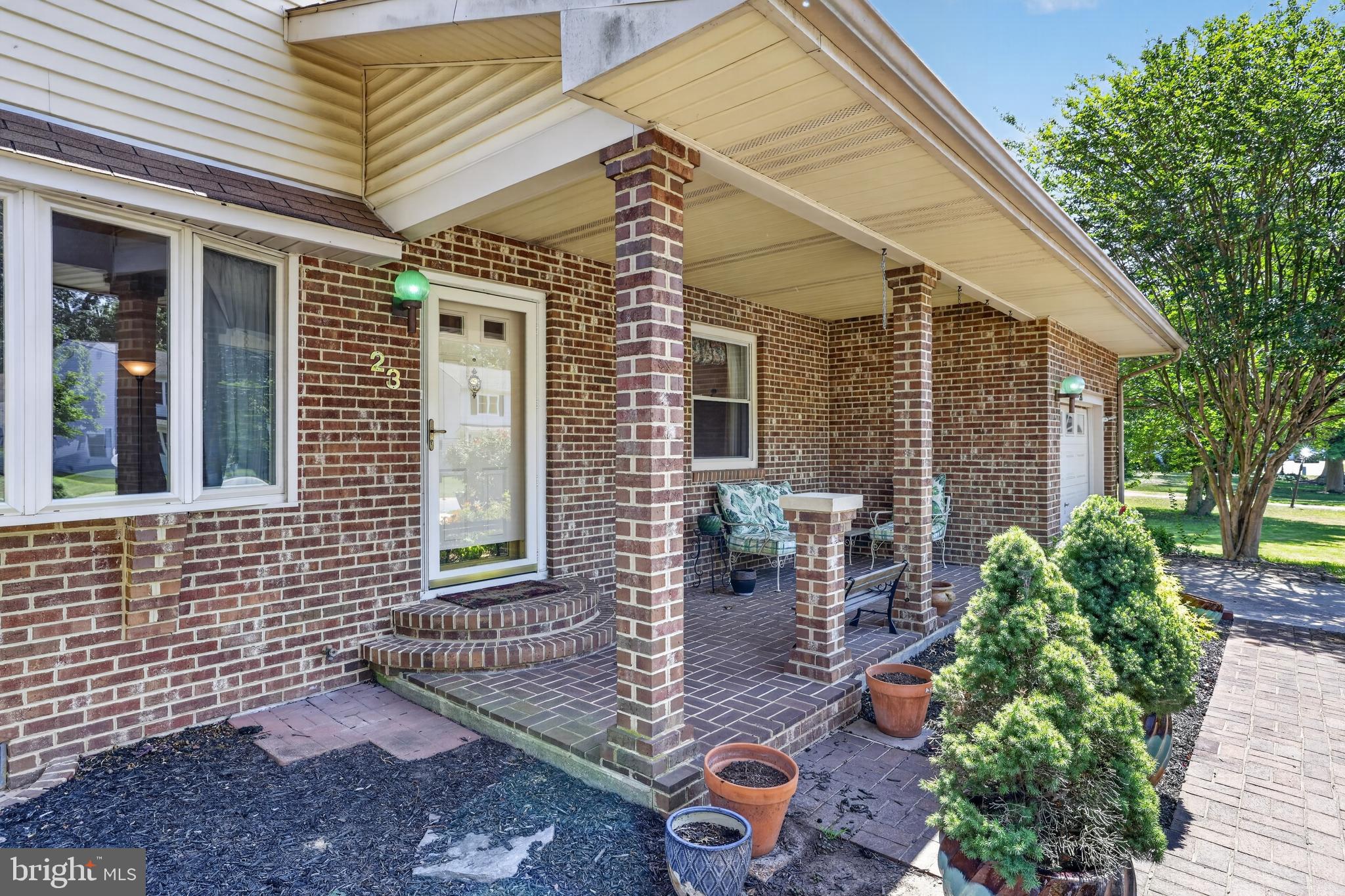 23 DUCHESS CIRCLE