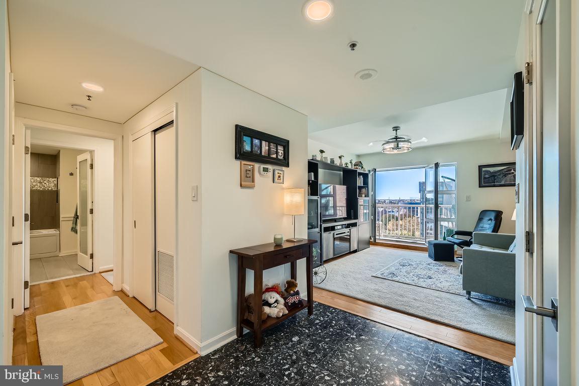 HARBOR EAST - Residential