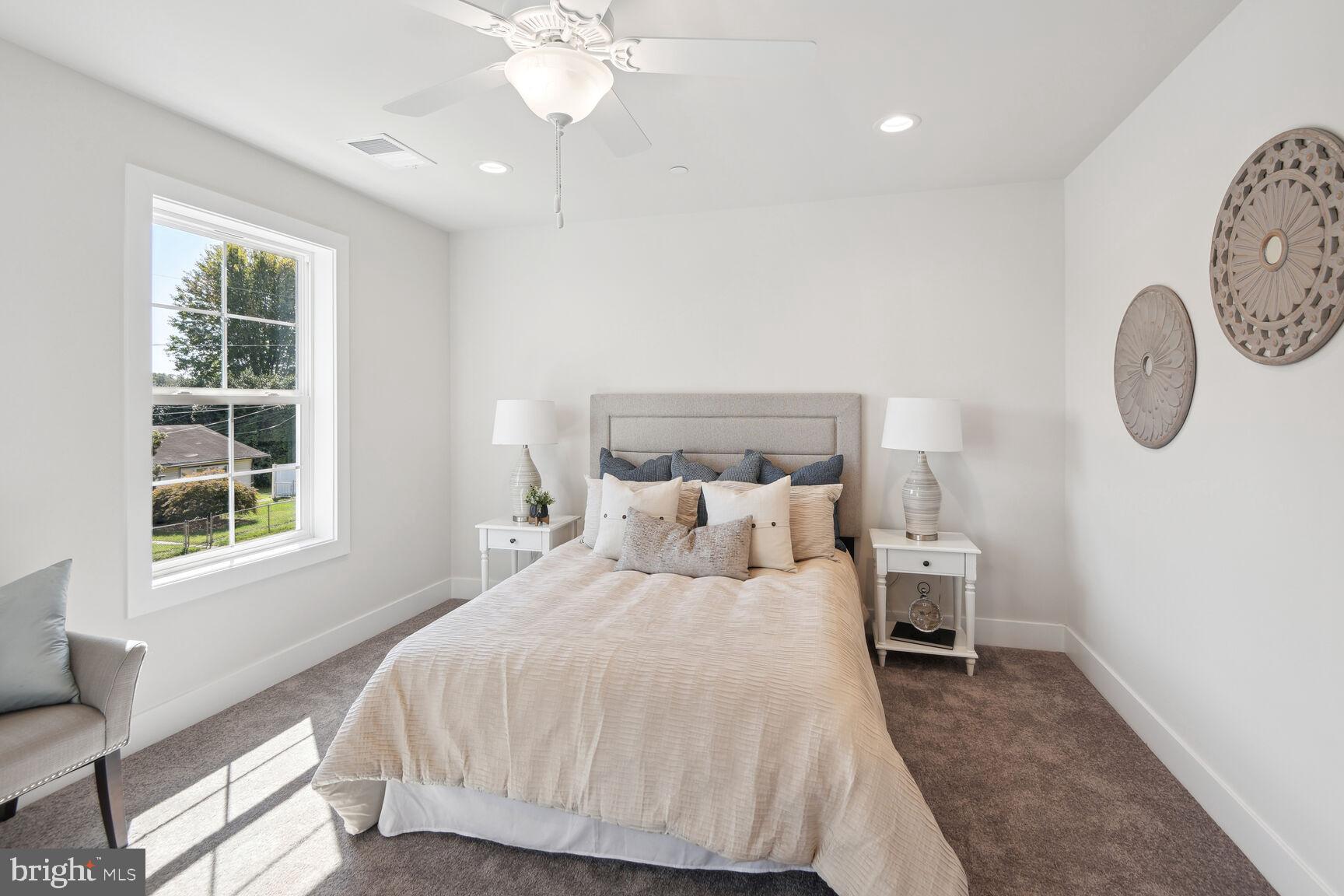 SELBY ON THE BAY - Residential