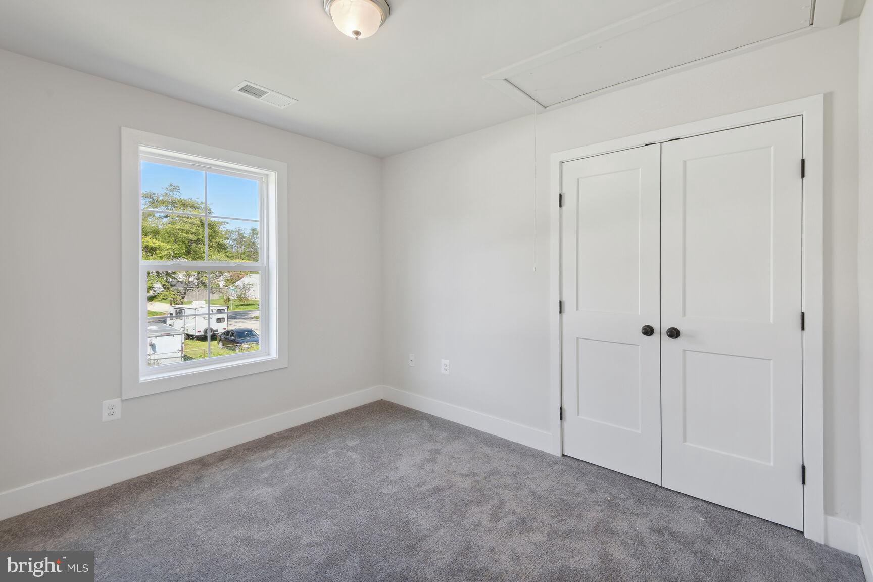 SELBY ON THE BAY - Residential