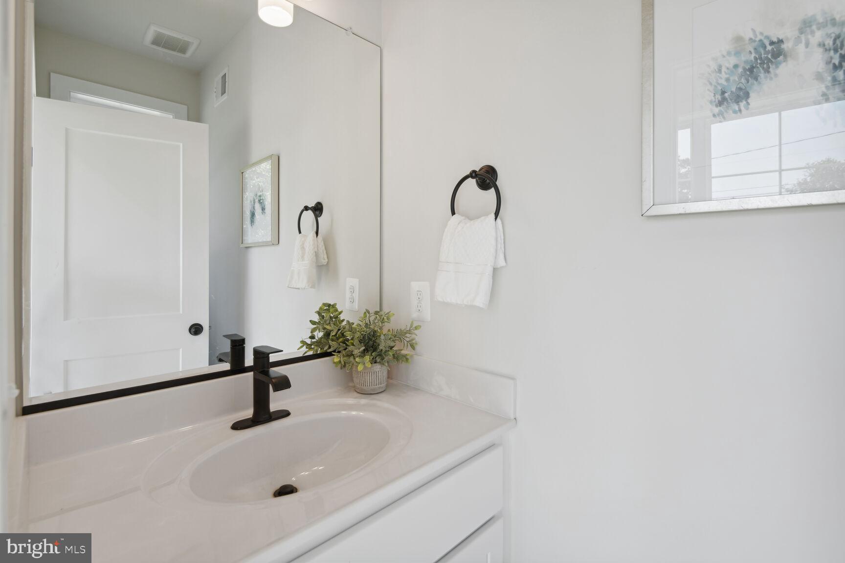 SELBY ON THE BAY - Residential