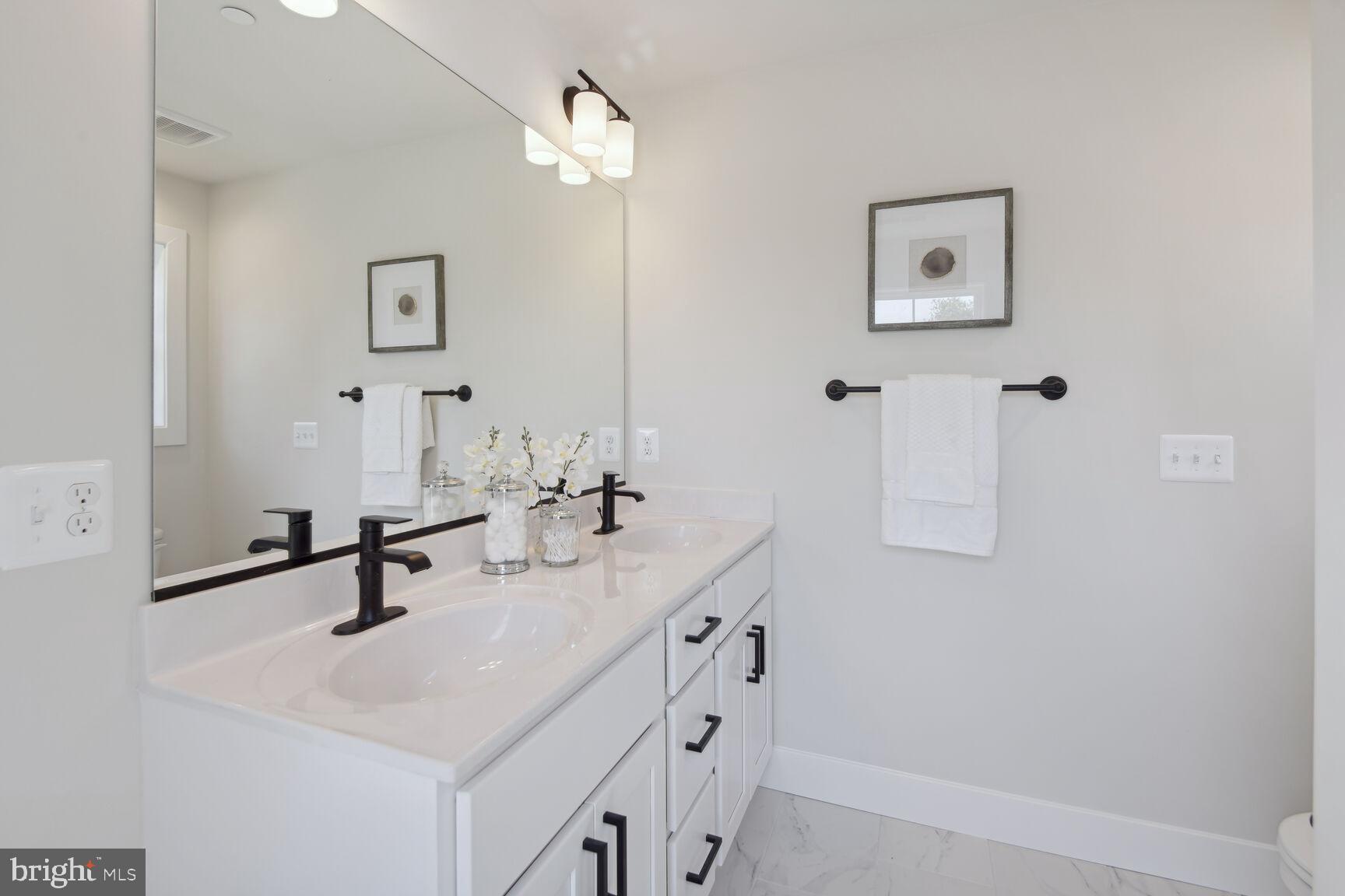 SELBY ON THE BAY - Residential