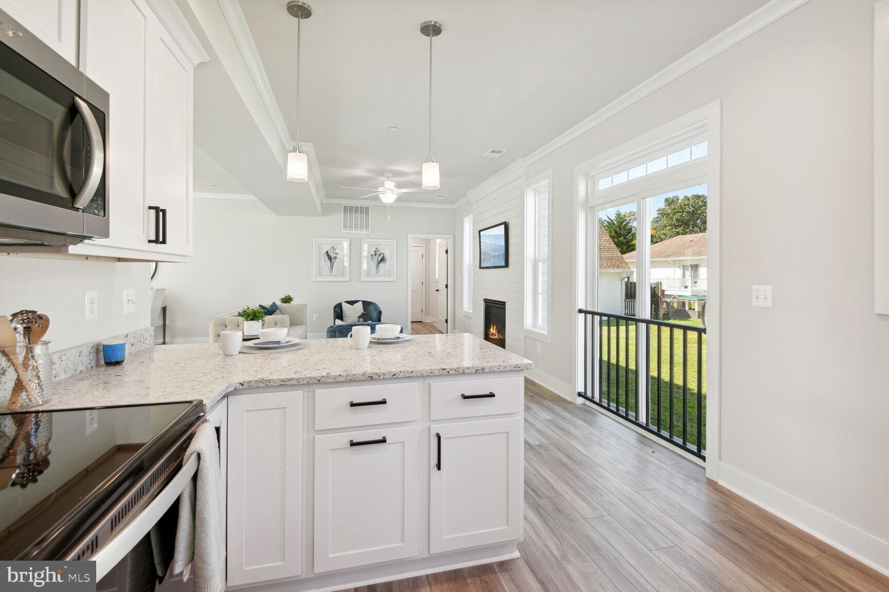 SELBY ON THE BAY - Residential