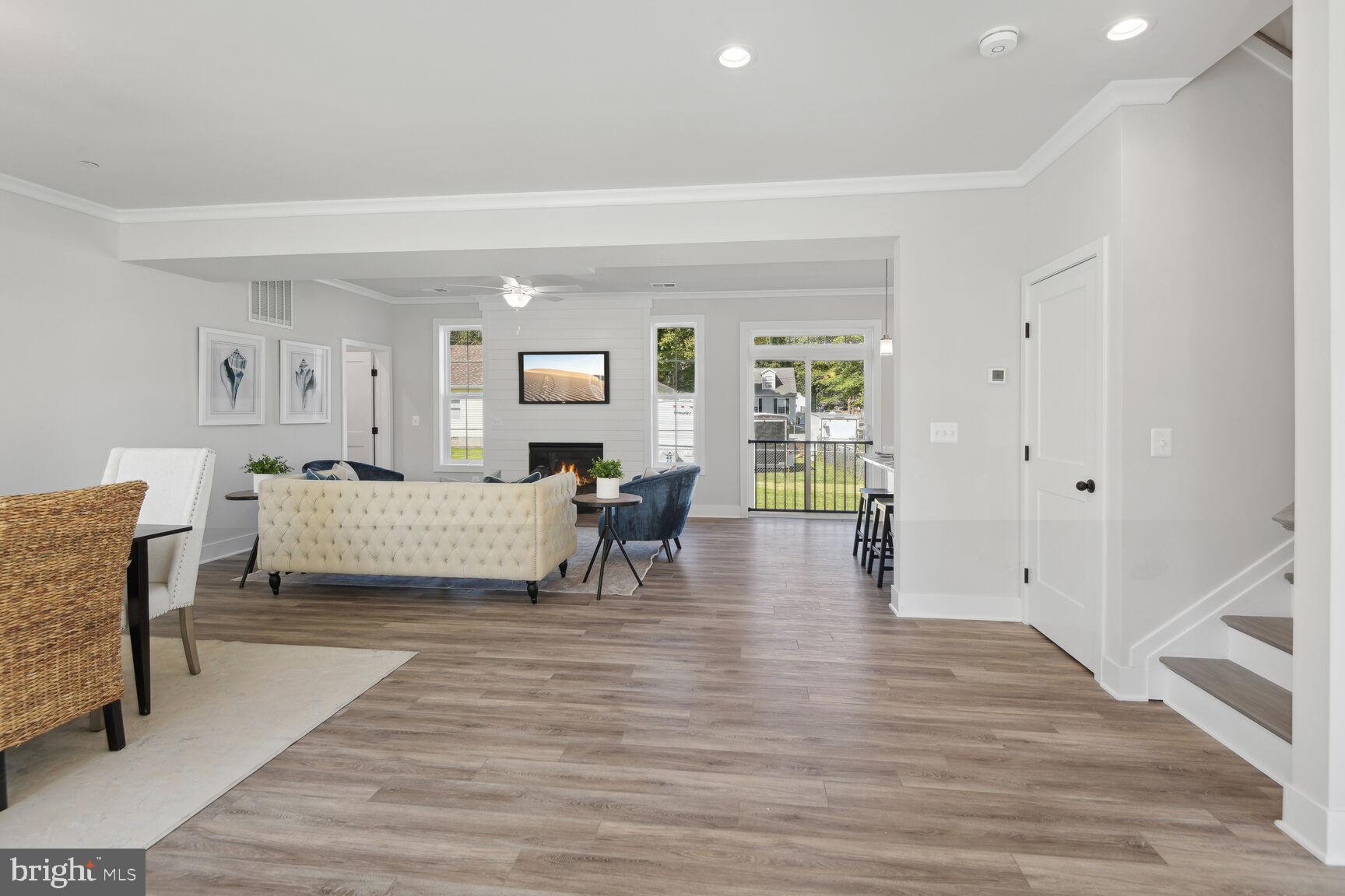 SELBY ON THE BAY - Residential