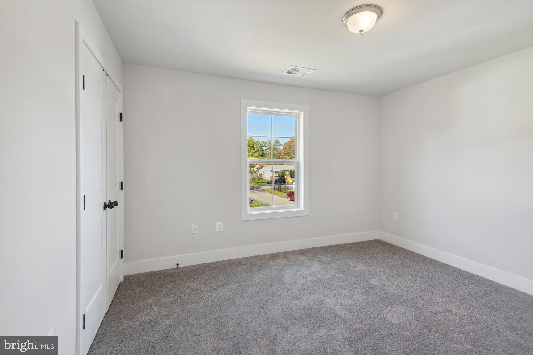 SELBY ON THE BAY - Residential