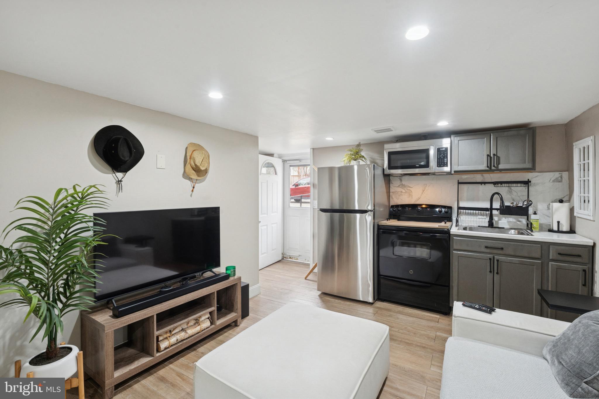 TACONY - Residential