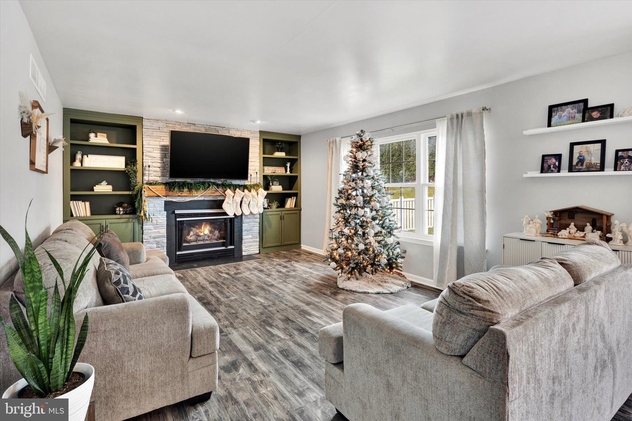 WILLOW GARDENS - Residential