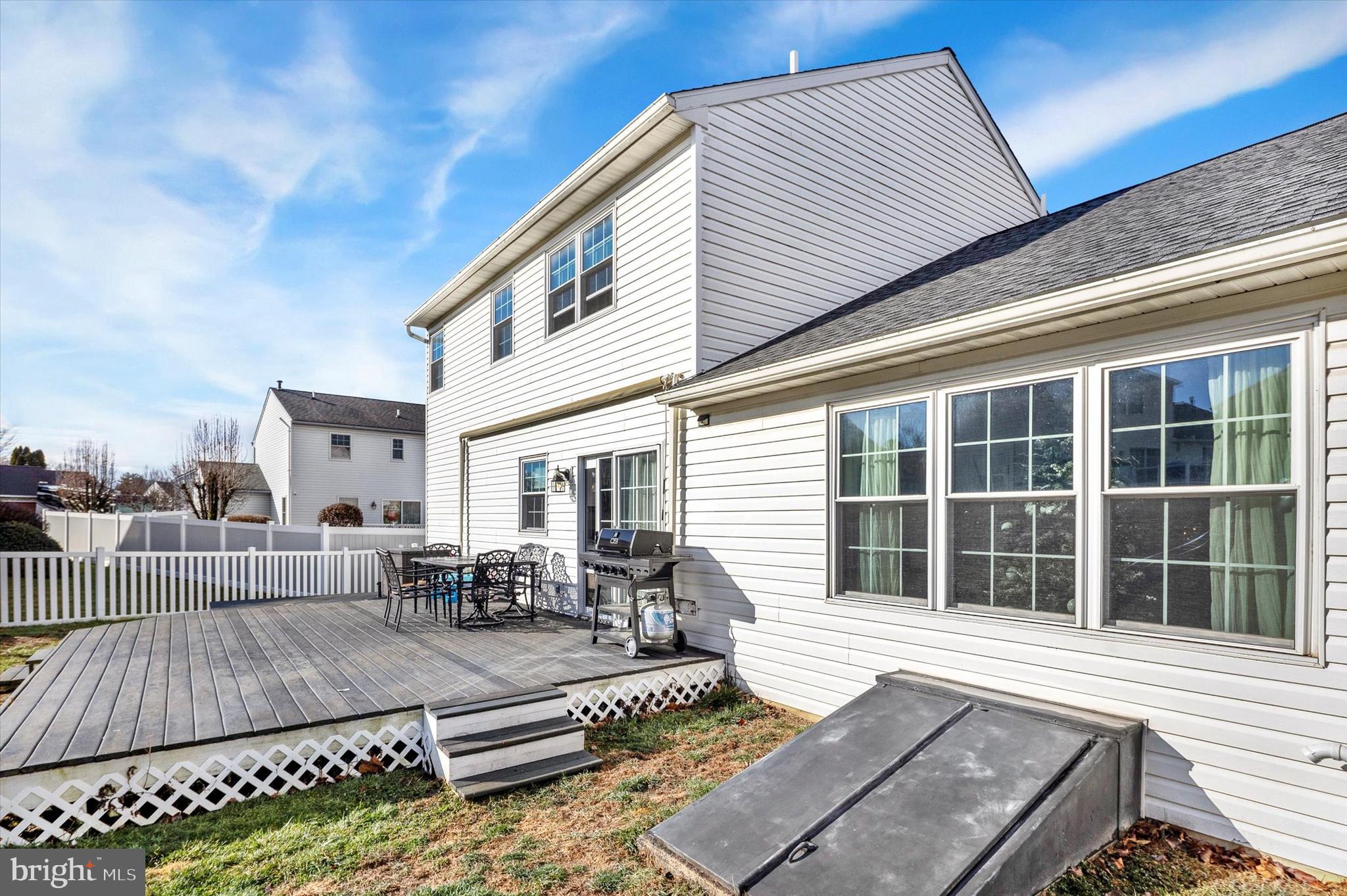 WILLOW GARDENS - Residential