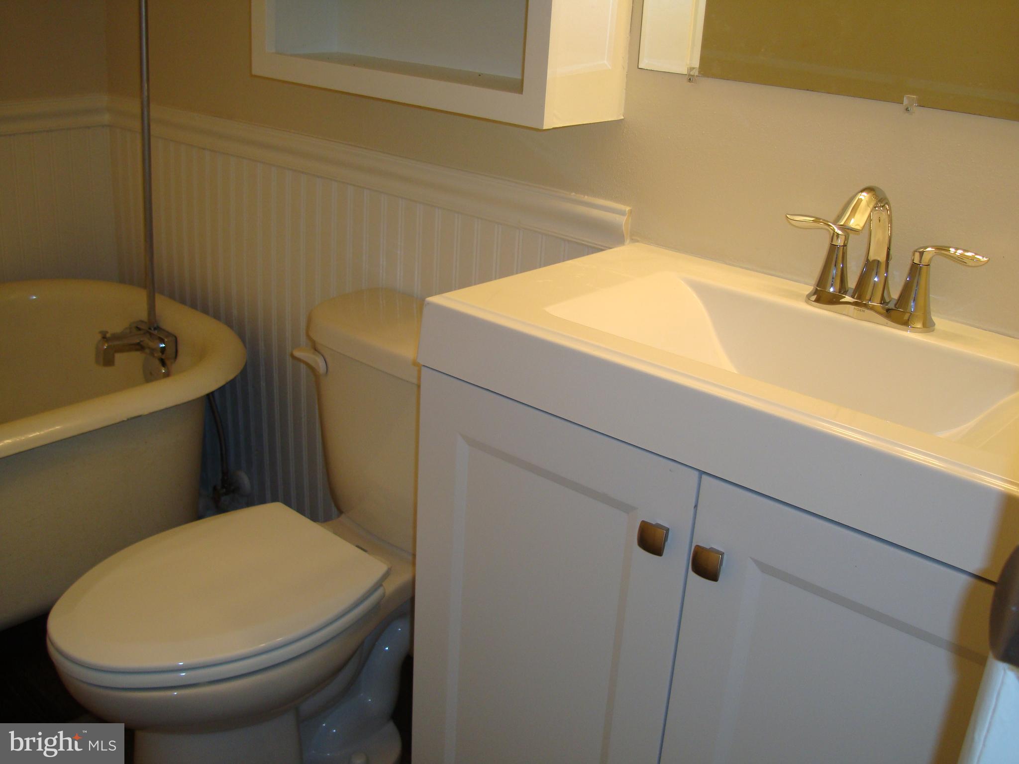 BATTLETOWN - Residential Lease