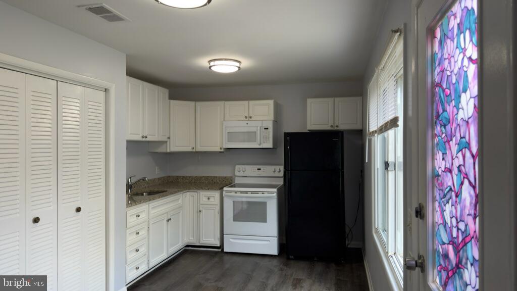 BATTLETOWN - Residential Lease