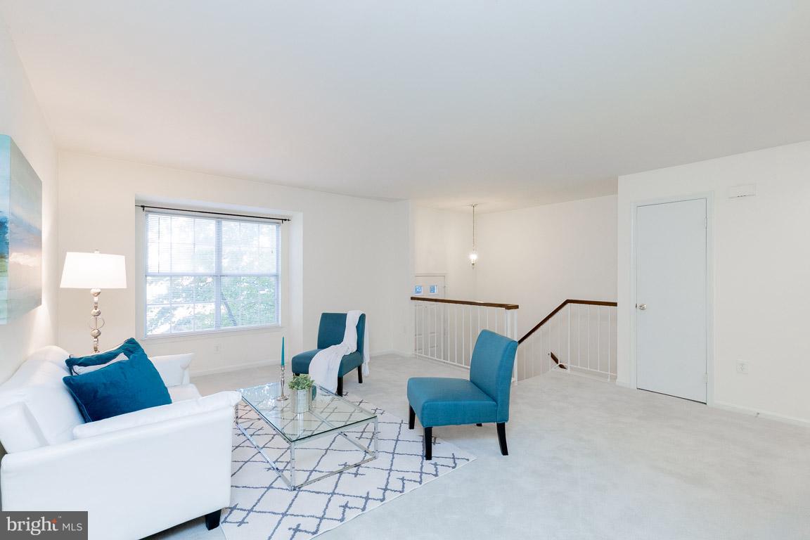 HUNTER VILLAGE - Residential