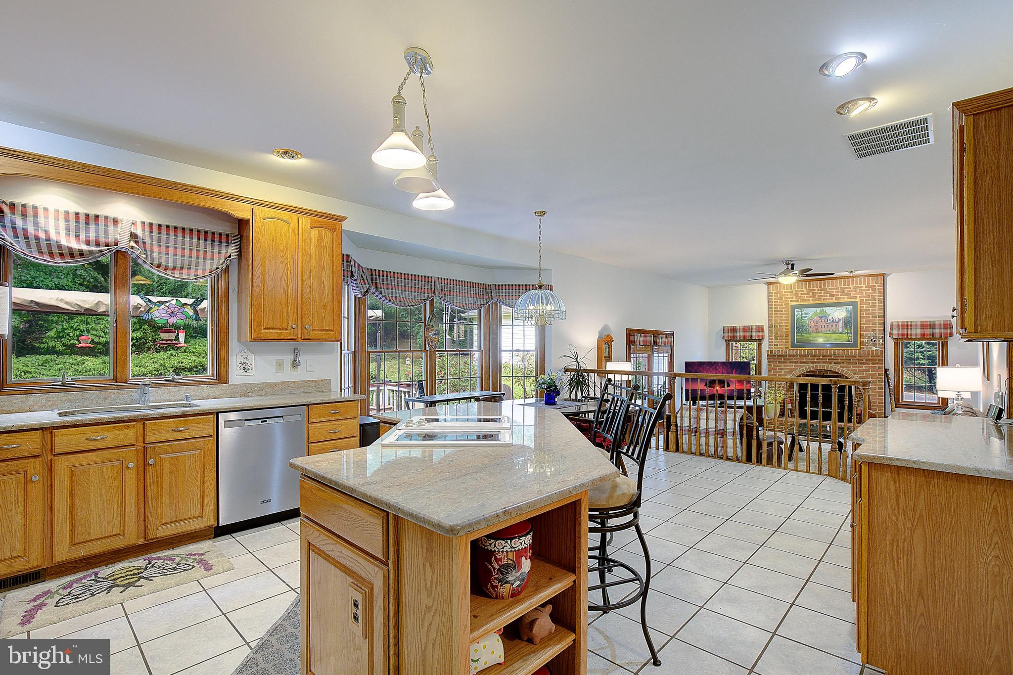 ST LEONARD SHORES - Residential