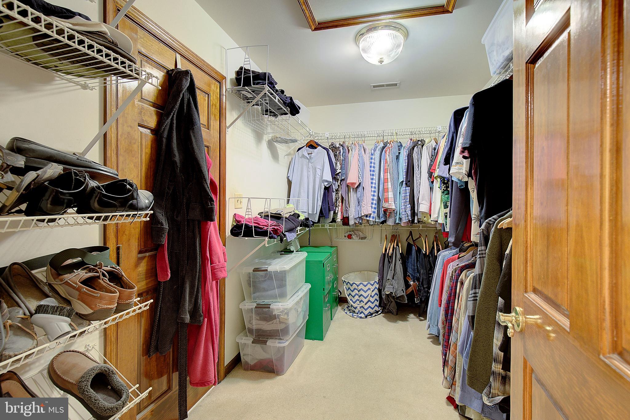 ST LEONARD SHORES - Residential