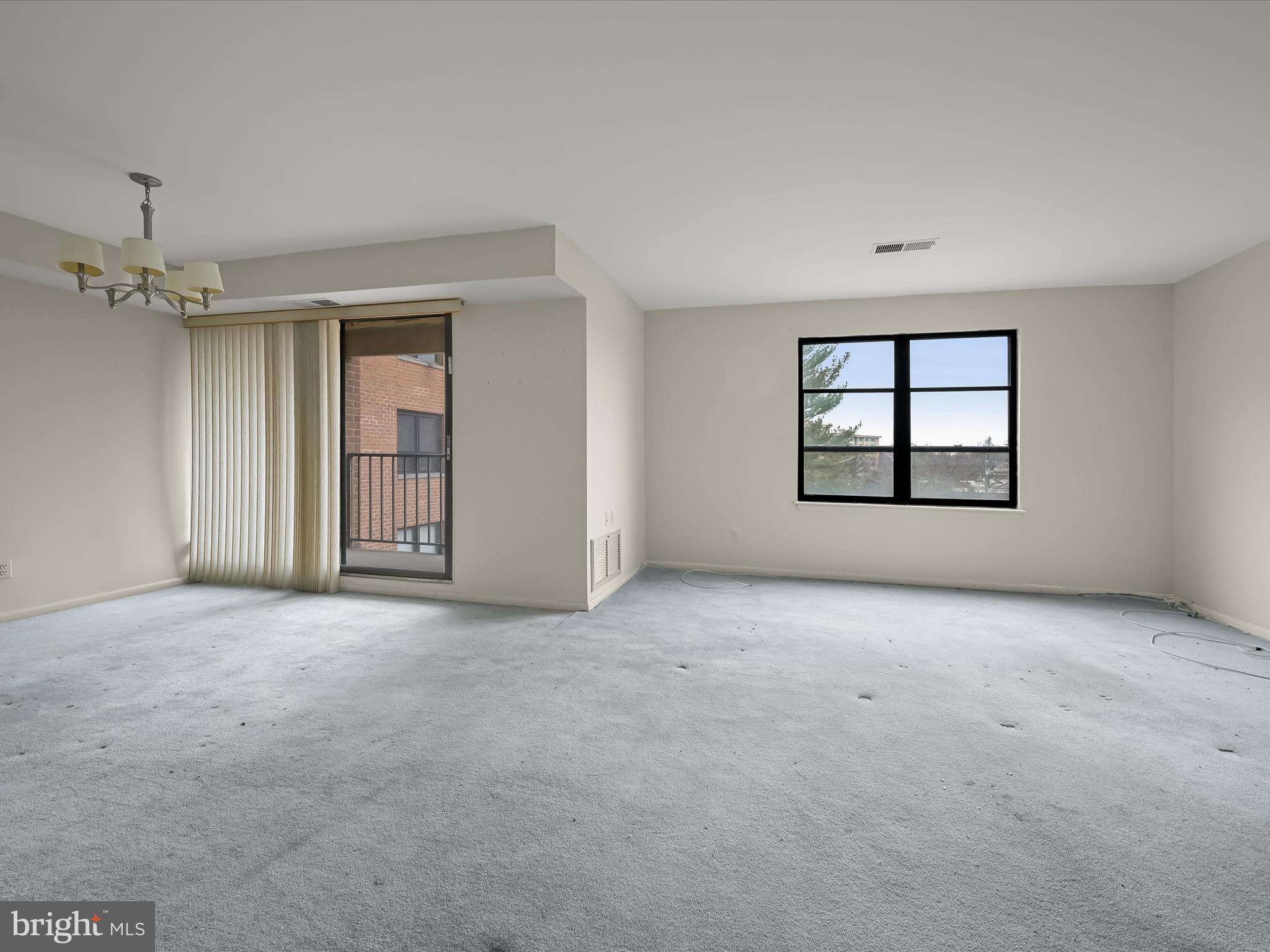 THE ELMONT - Residential