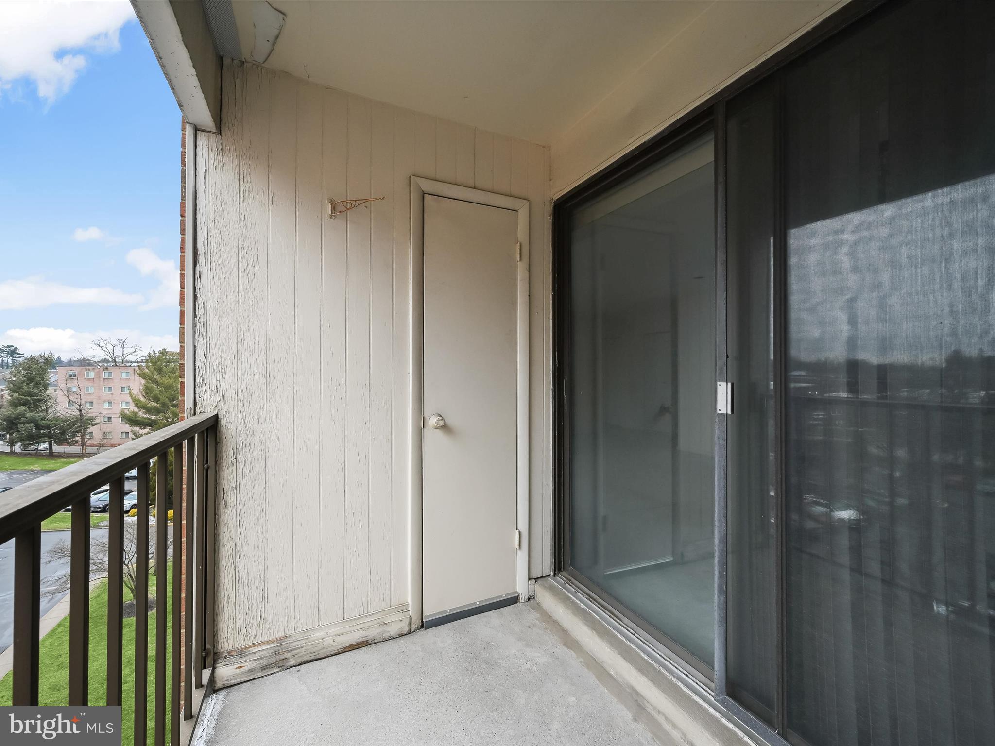 THE ELMONT - Residential