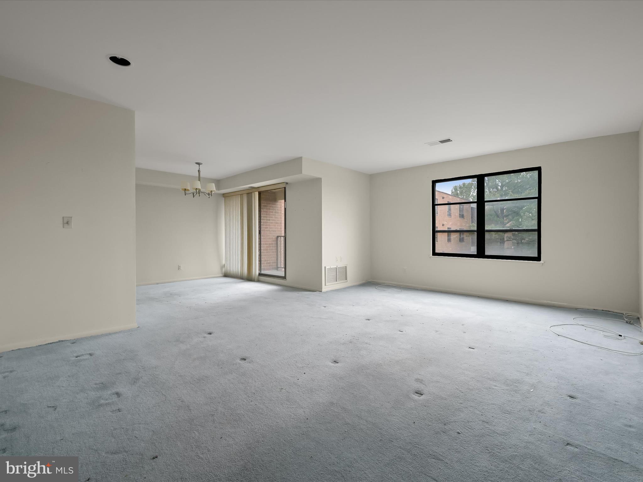 THE ELMONT - Residential