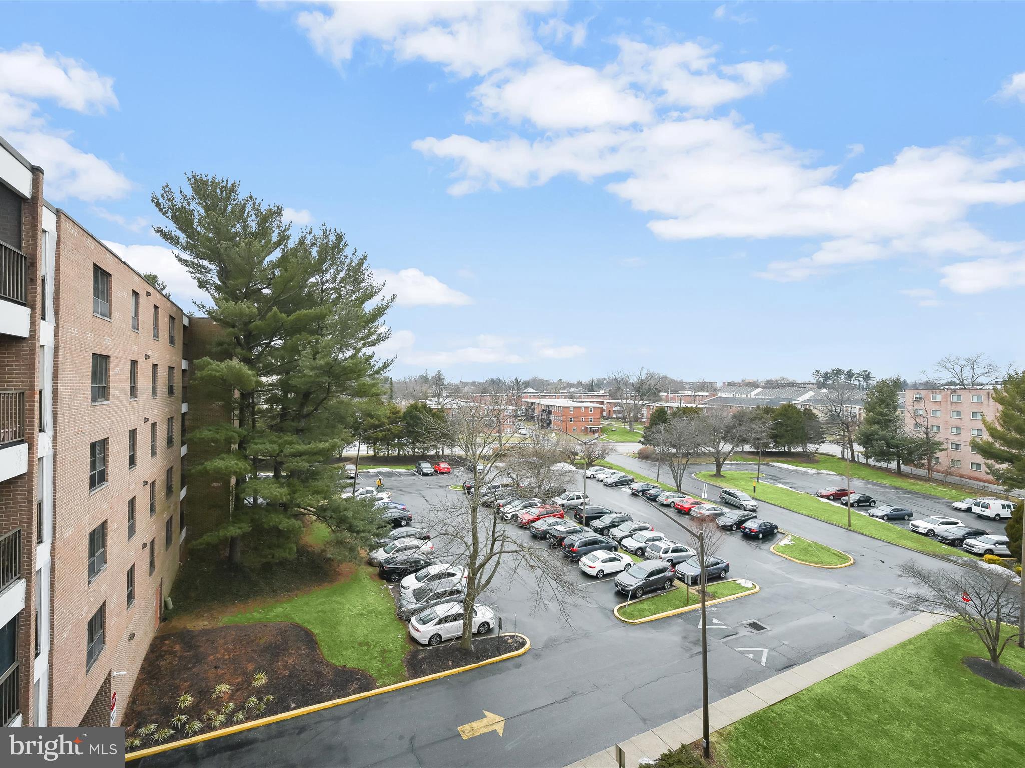 THE ELMONT - Residential