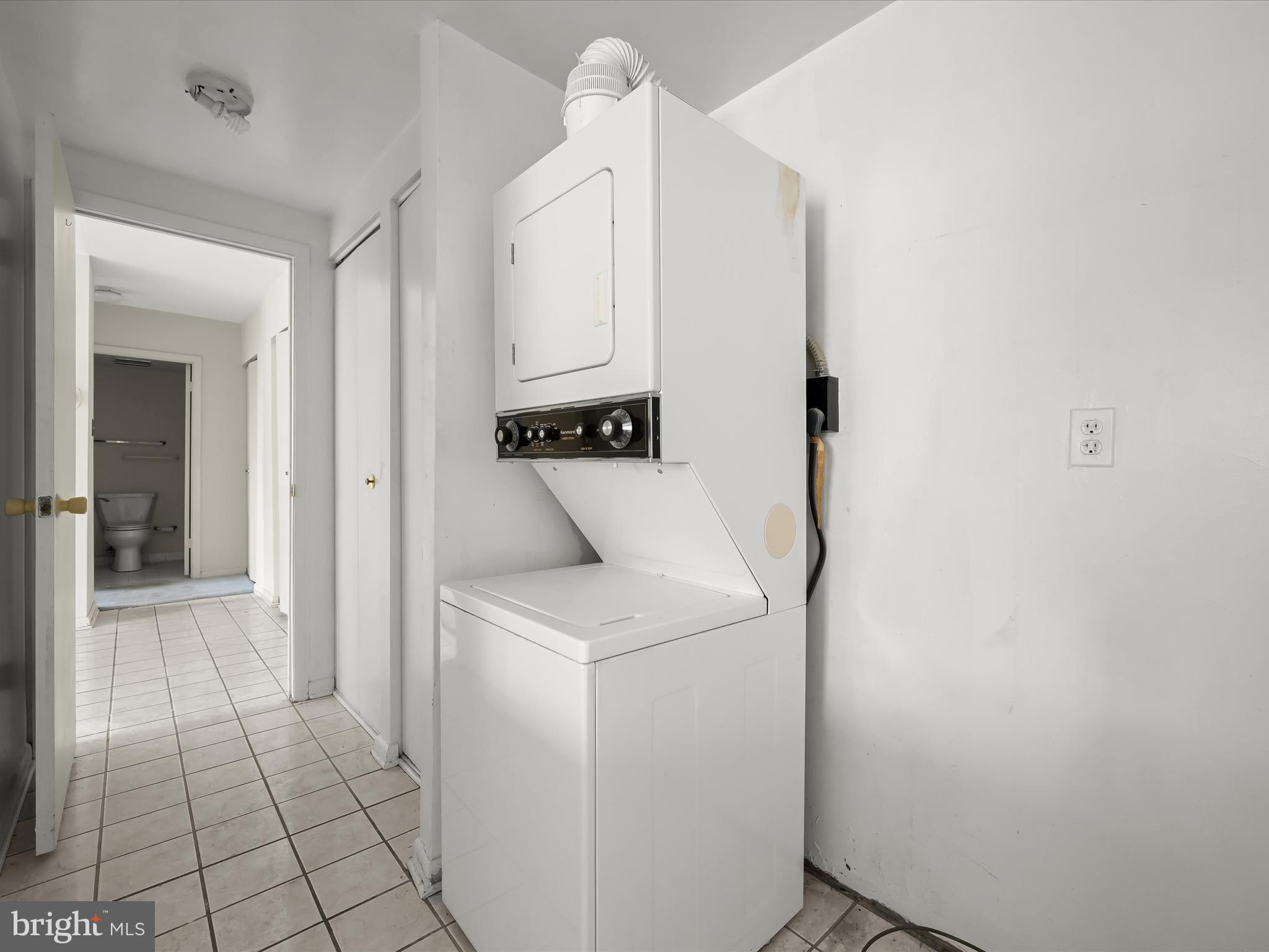 THE ELMONT - Residential