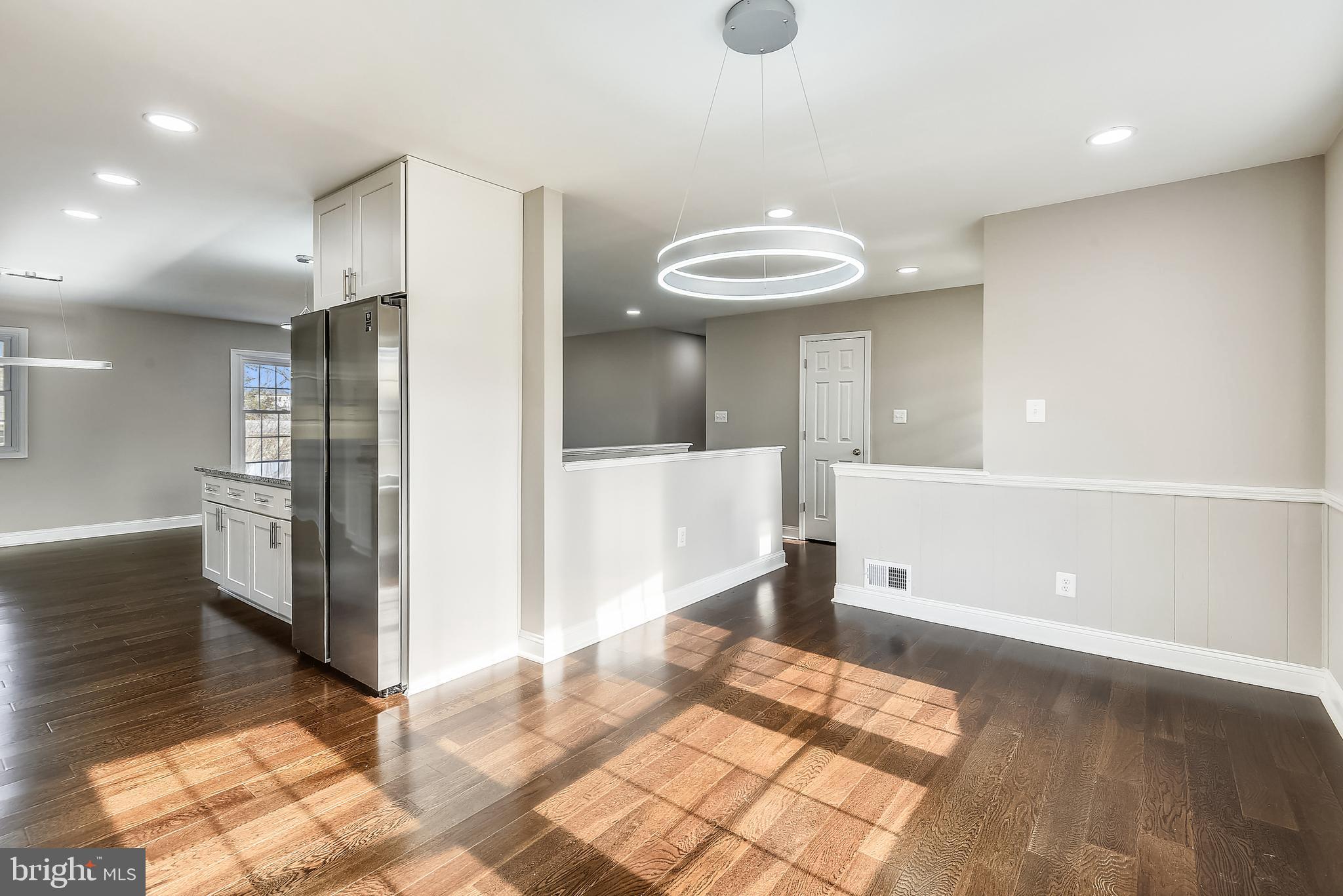 WILLIAMSBURG MANOR NORTH - Residential Lease