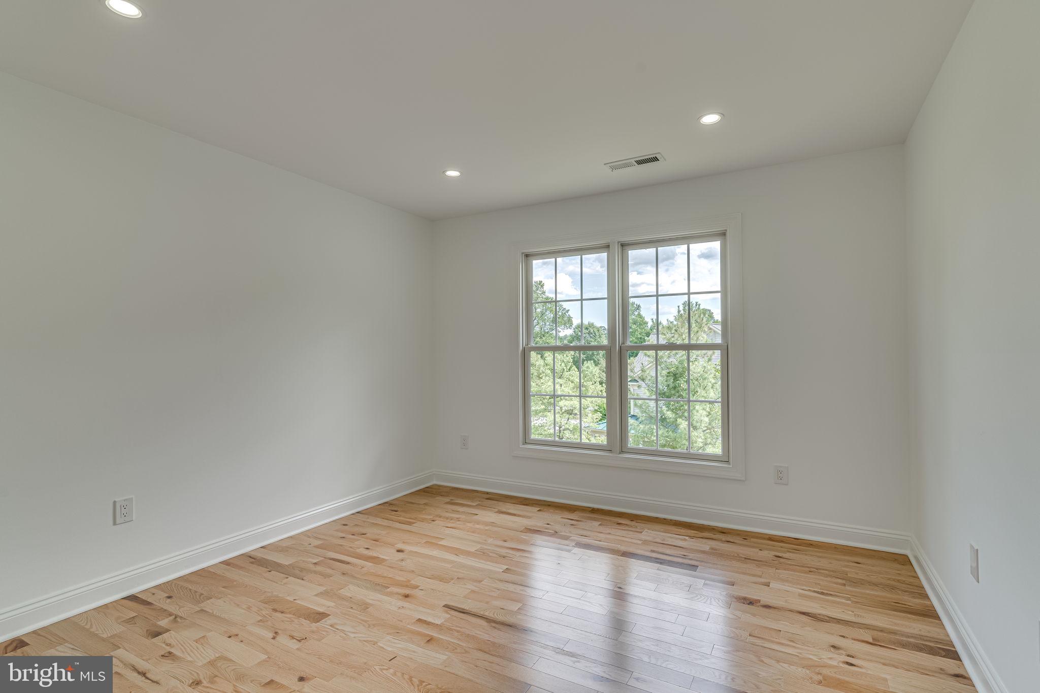 FAIRWOOD - Residential