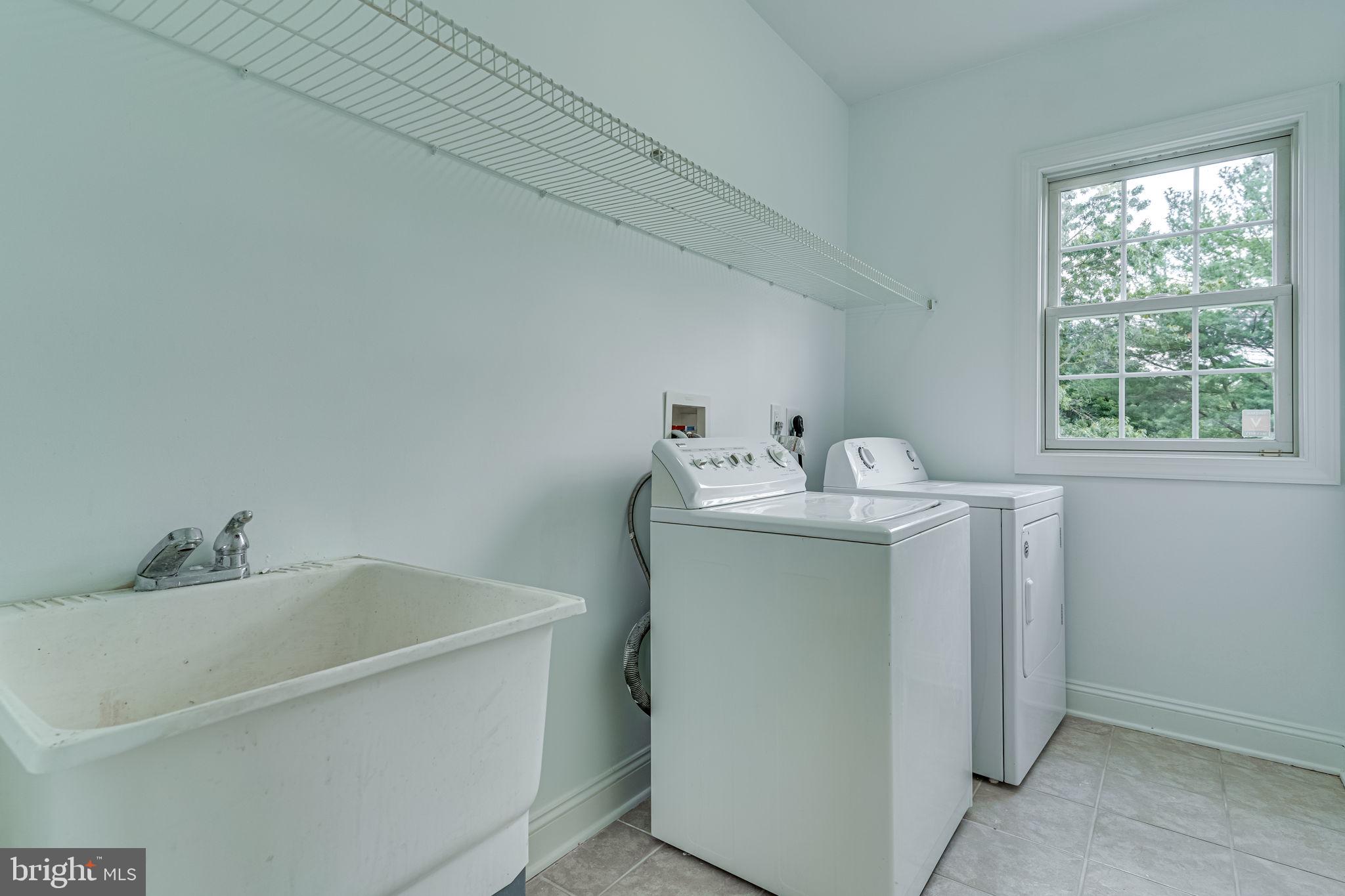 FAIRWOOD - Residential