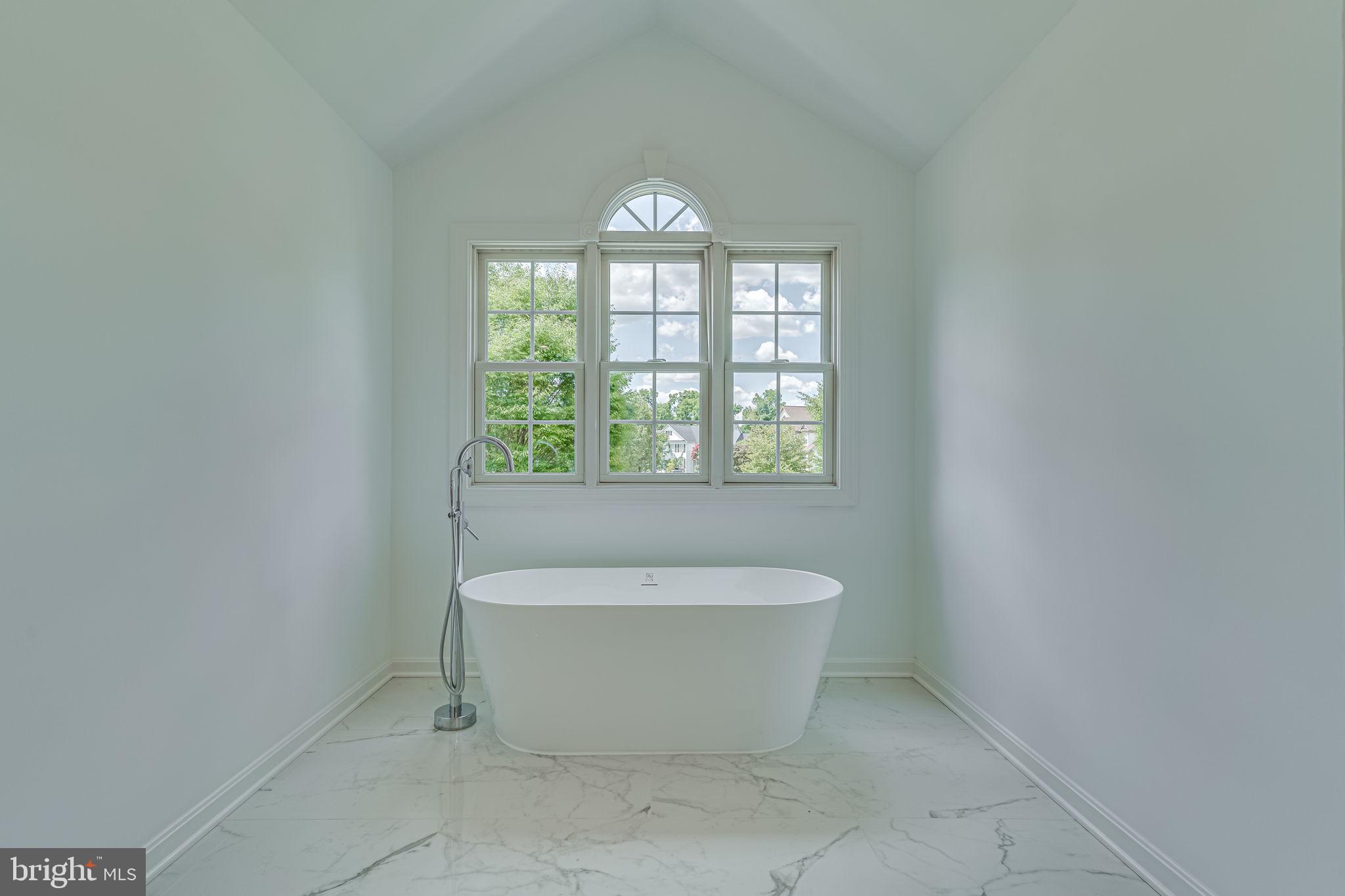 FAIRWOOD - Residential