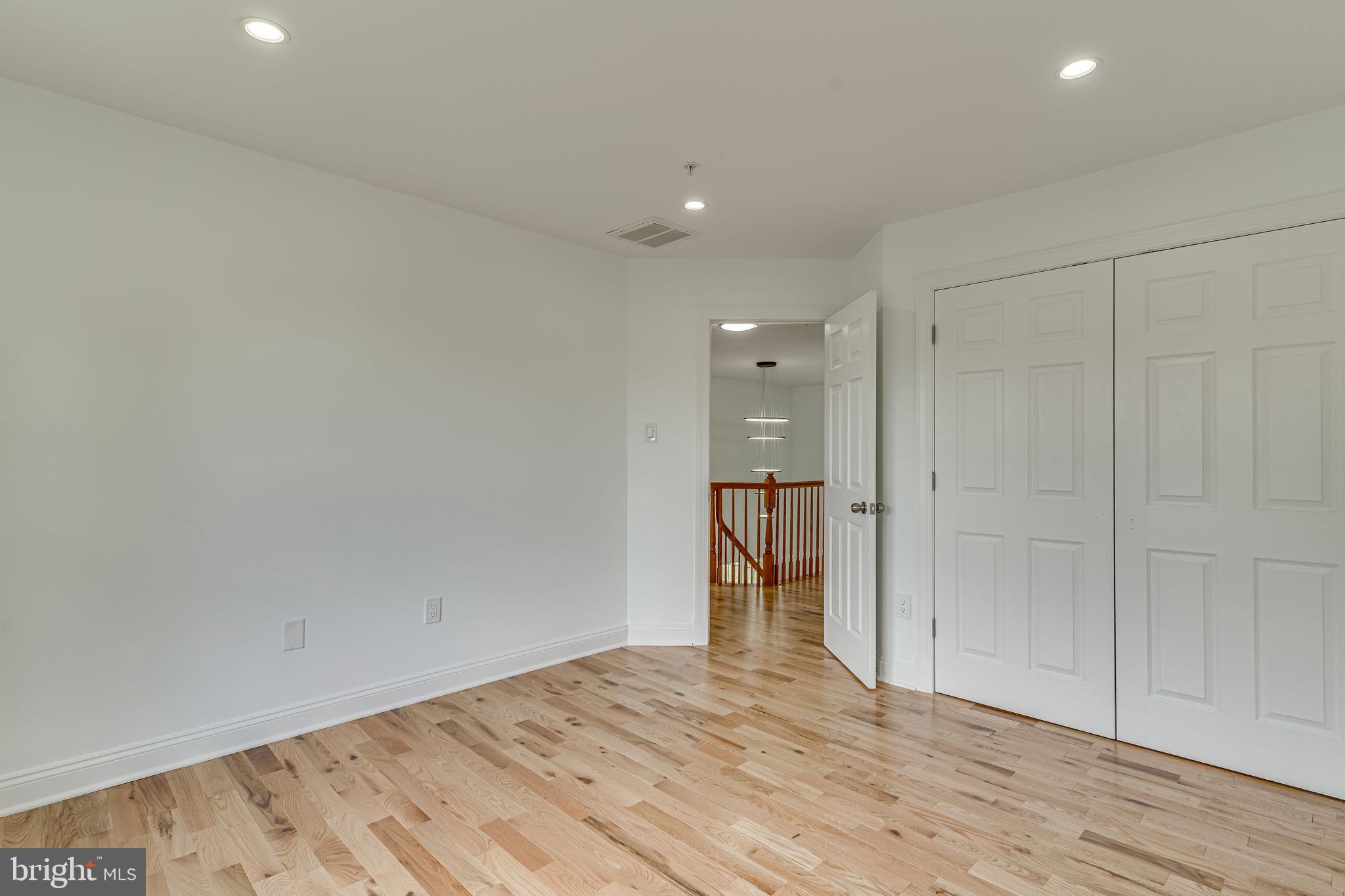 FAIRWOOD - Residential