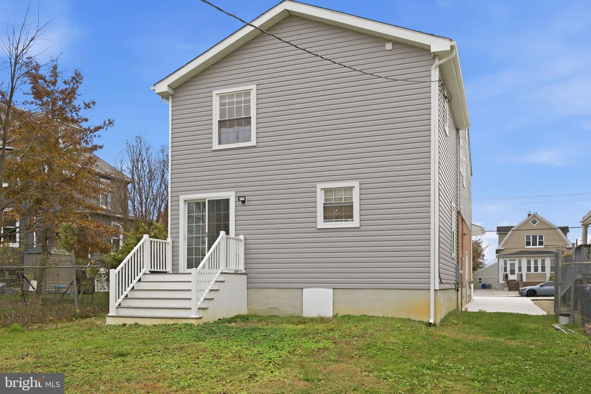 Baltimore, Maryland 21206, United States, 4 Bedrooms Bedrooms, ,4 BathroomsBathrooms,Residential,Pending,246158