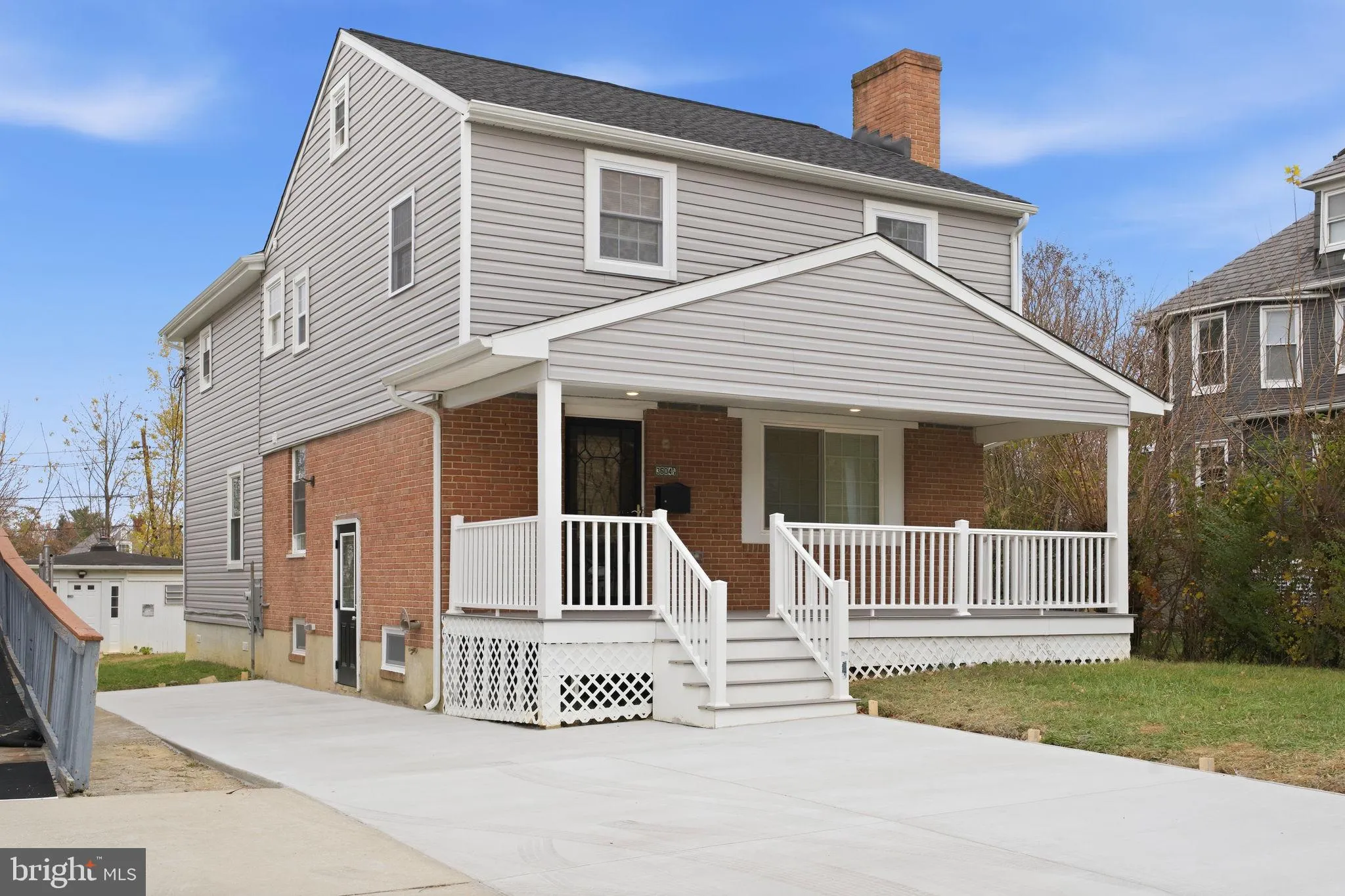 Baltimore, Maryland 21206, United States, 4 Bedrooms Bedrooms, ,4 BathroomsBathrooms,Residential,Pending,246158