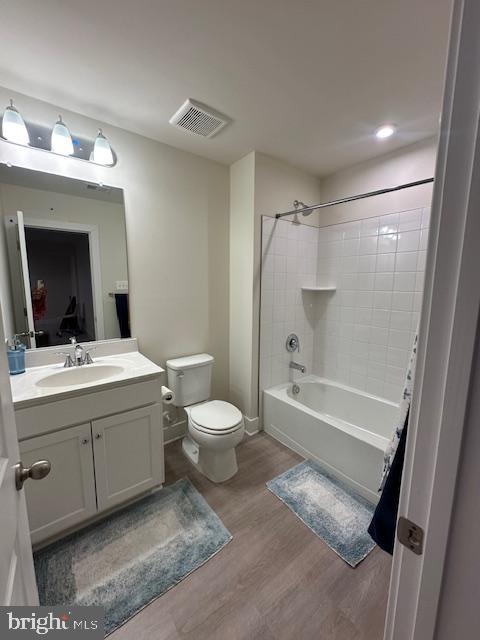 BRITTANY MANOR - Residential Lease