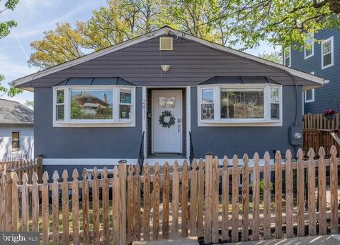 2411 S MONROE STREET ARLINGTON VA 22206