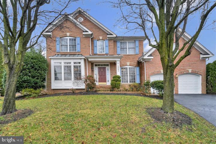 Stanley Martin Executive home, Community on Idlewood Rd. . 5 BR, 4.5 BA Rosemont with brick front and bay/bow window. Two-story entry foyer, first floor library, kitchen with step-down to family room with gas fireplace. Master bedroom with two walk-in closets and luxury bath. Finished lower level with recreation room and bedroom and full Bath. Inside beltway, Min to 2 metro's. Rt 7 , I-66 and 4. Move in ready.