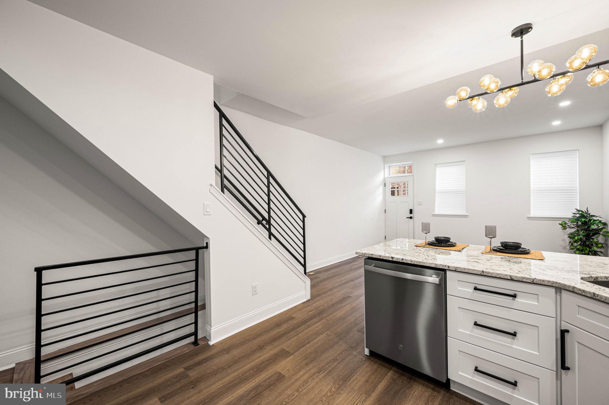 POINT BREEZE - Residential