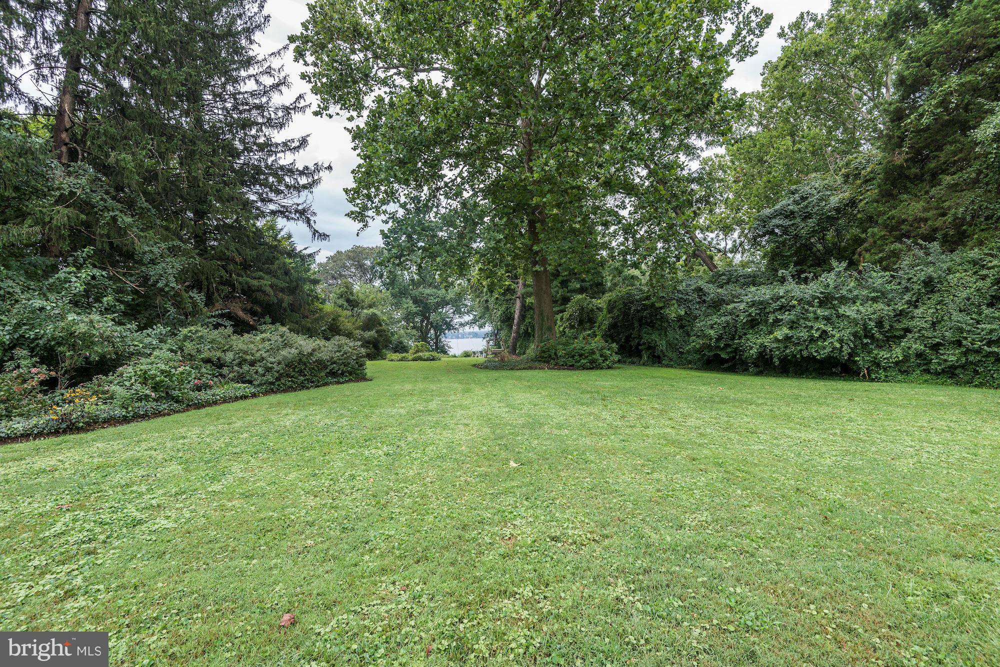 OLDE SEVERNA PARK - Residential