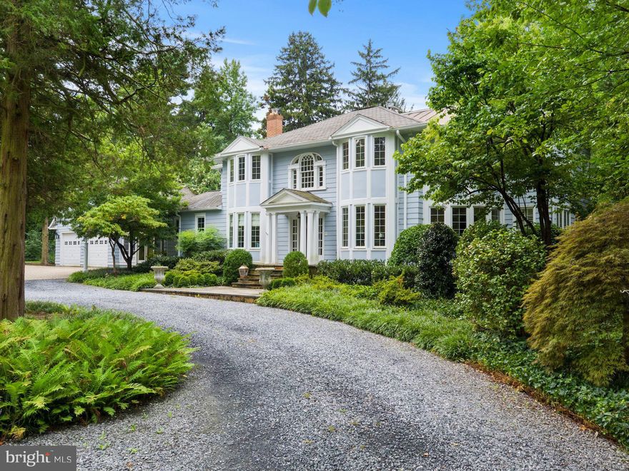 Built in 1919, this meticulously restored 2-story Colonial overlooks Sullivan Cove in Olde Severna Park. Gracious, elegant & made for easy living w/ a gourmet kitchen, open concept great room & all-season screened porch. The professionally landscaped 2+ acre property w/ Severn River water views is an ideal spot for entertaining or simply watching the sunset - peaceful, relaxing, picturesque...