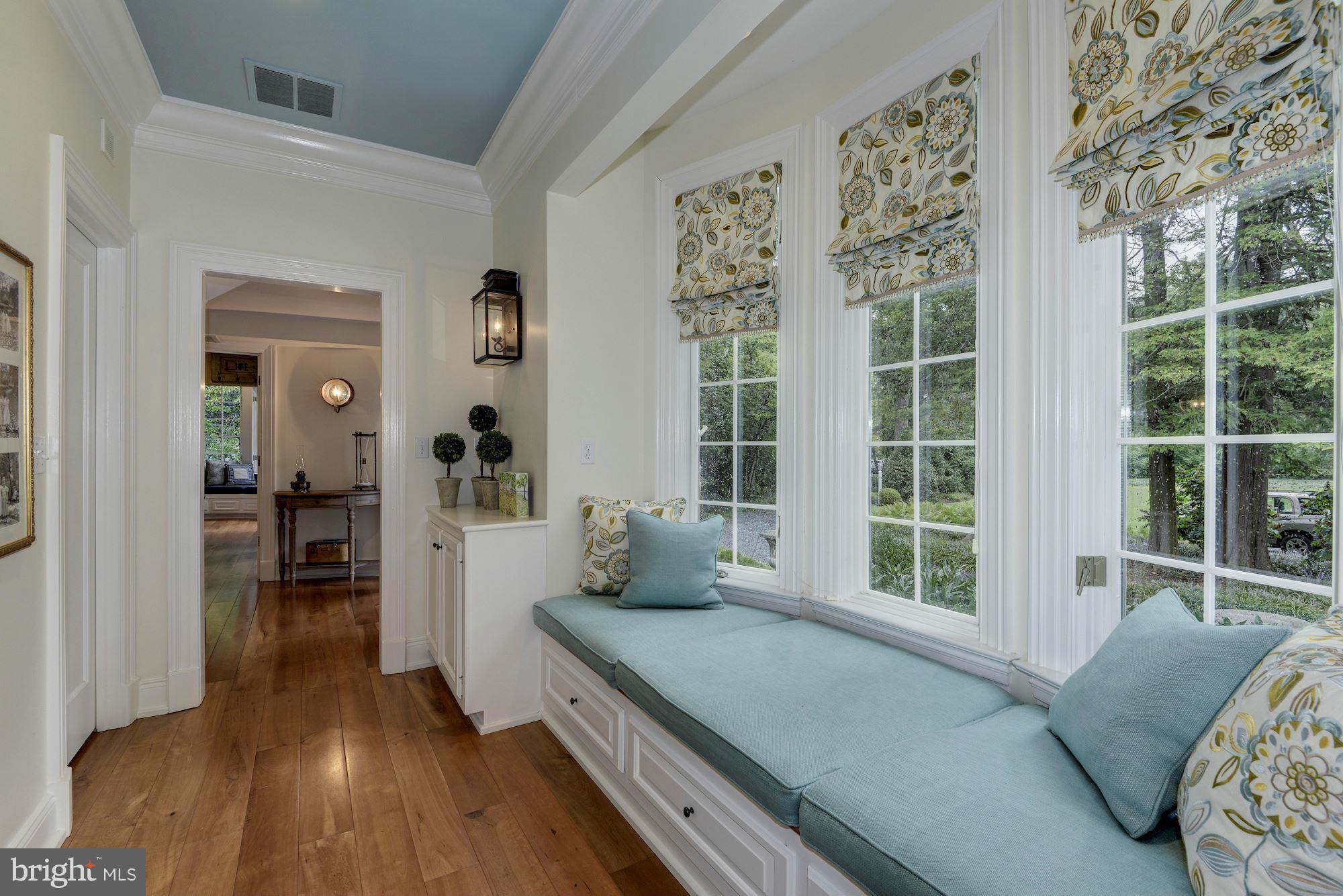 OLDE SEVERNA PARK - Residential