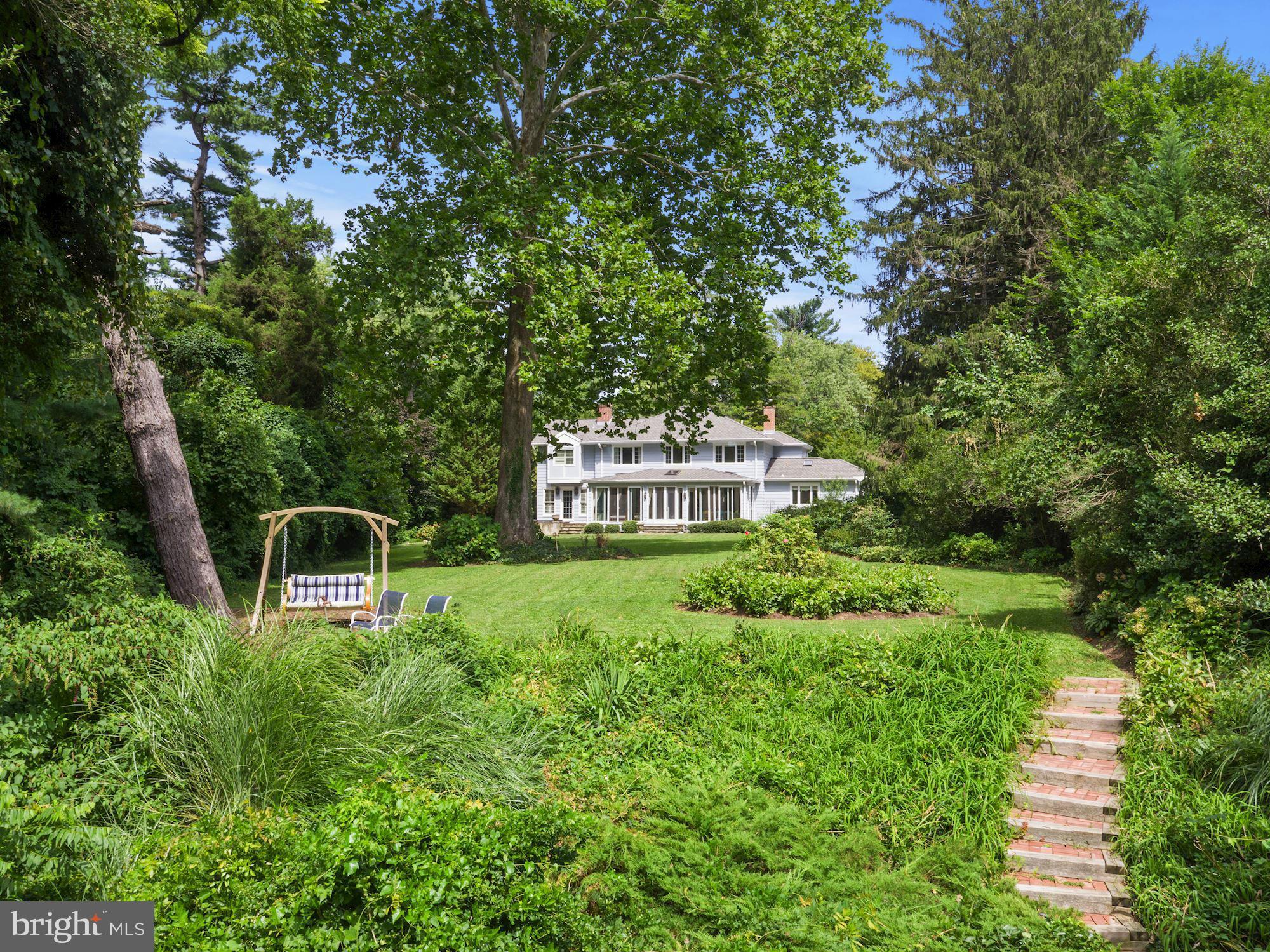 OLDE SEVERNA PARK - Residential