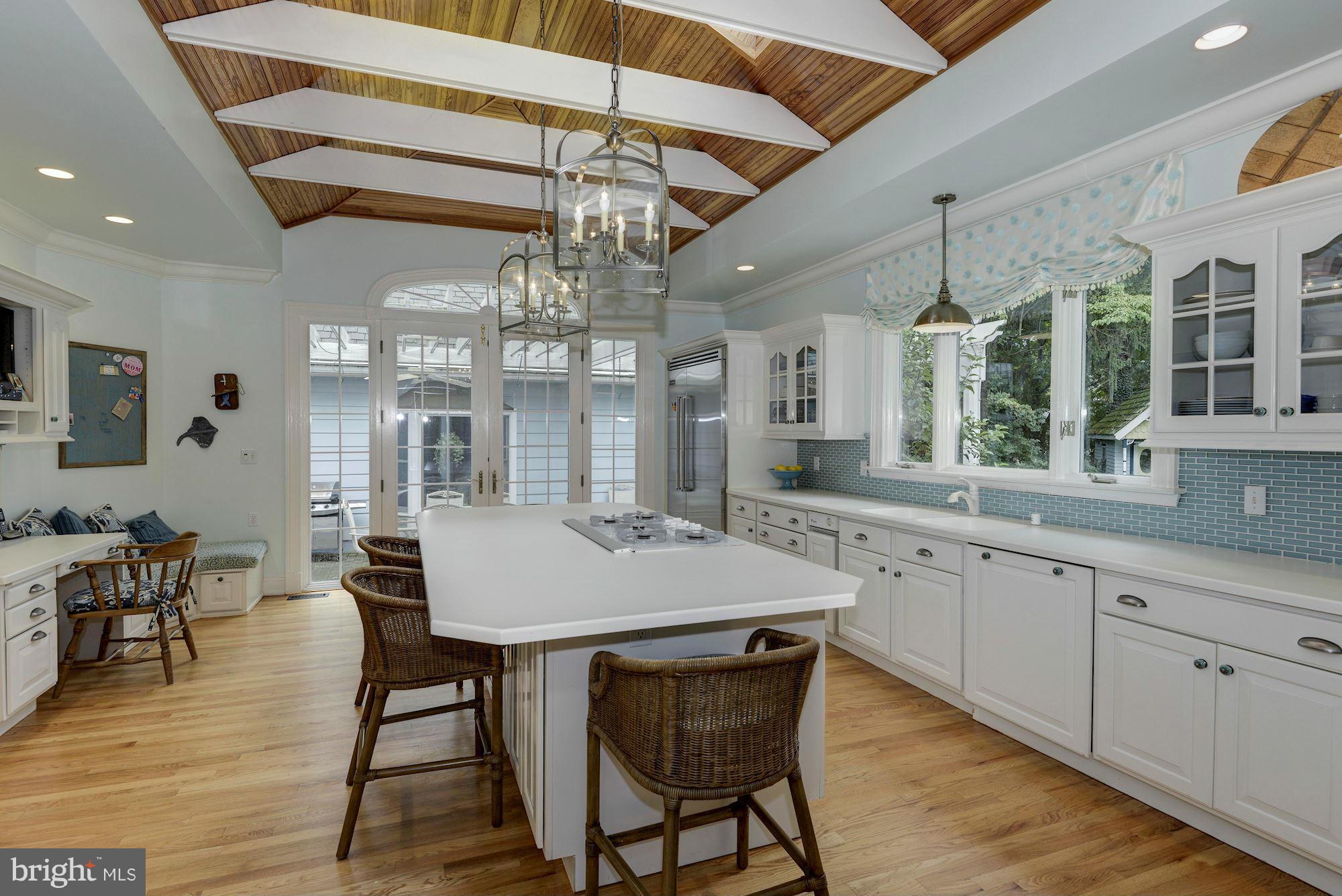 OLDE SEVERNA PARK - Residential