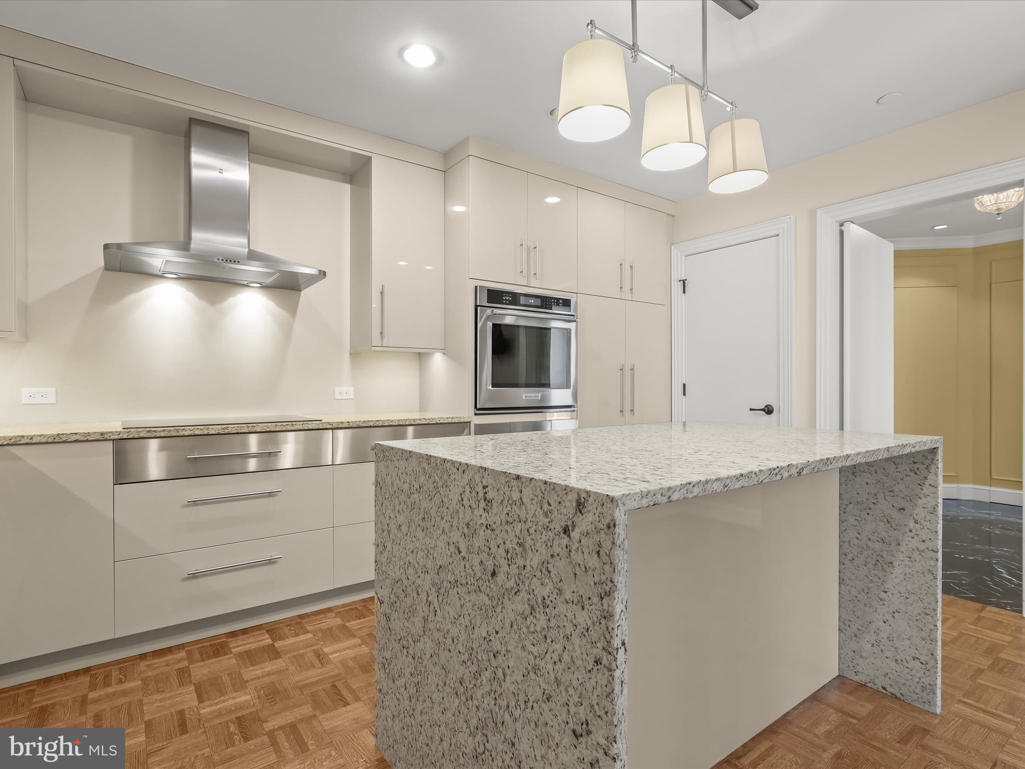 PAVILION IN THE PARK - Residential